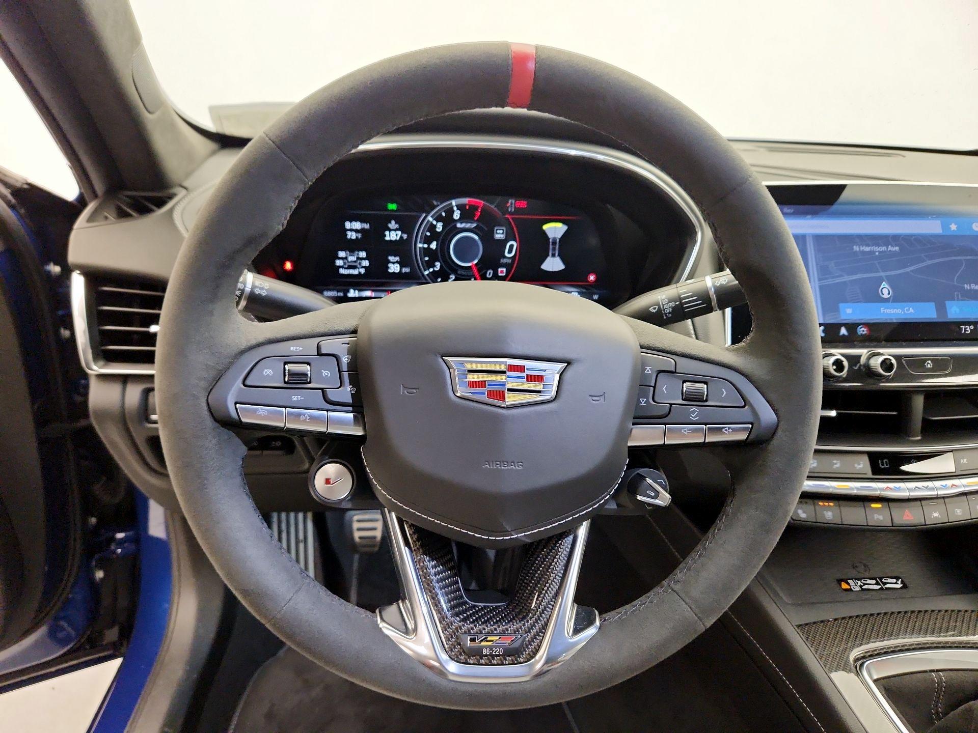 Thumbnail: 2023 Cadillac CT5 - 10
