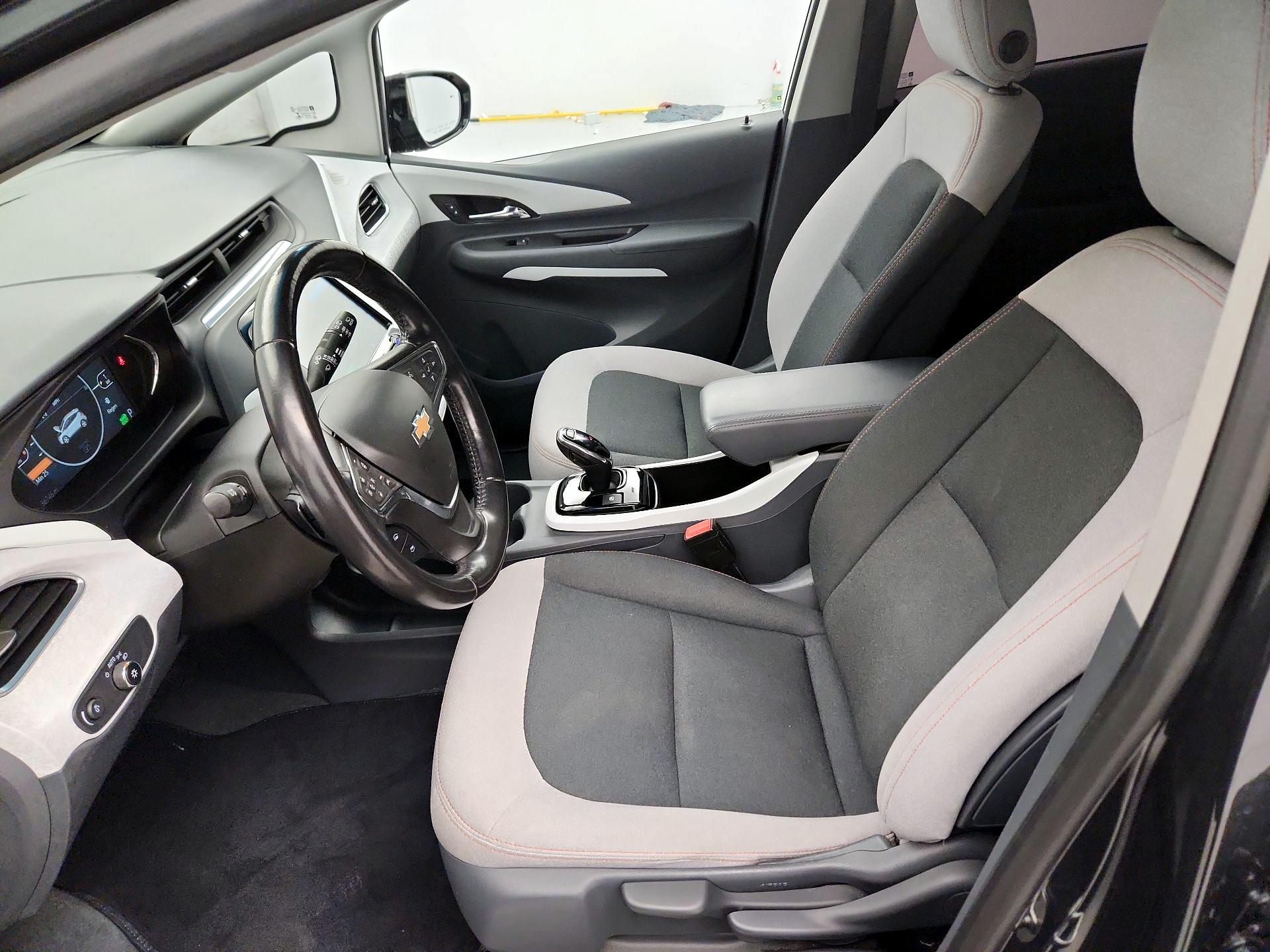 Thumbnail: 2021 Chevrolet Bolt EV - 11