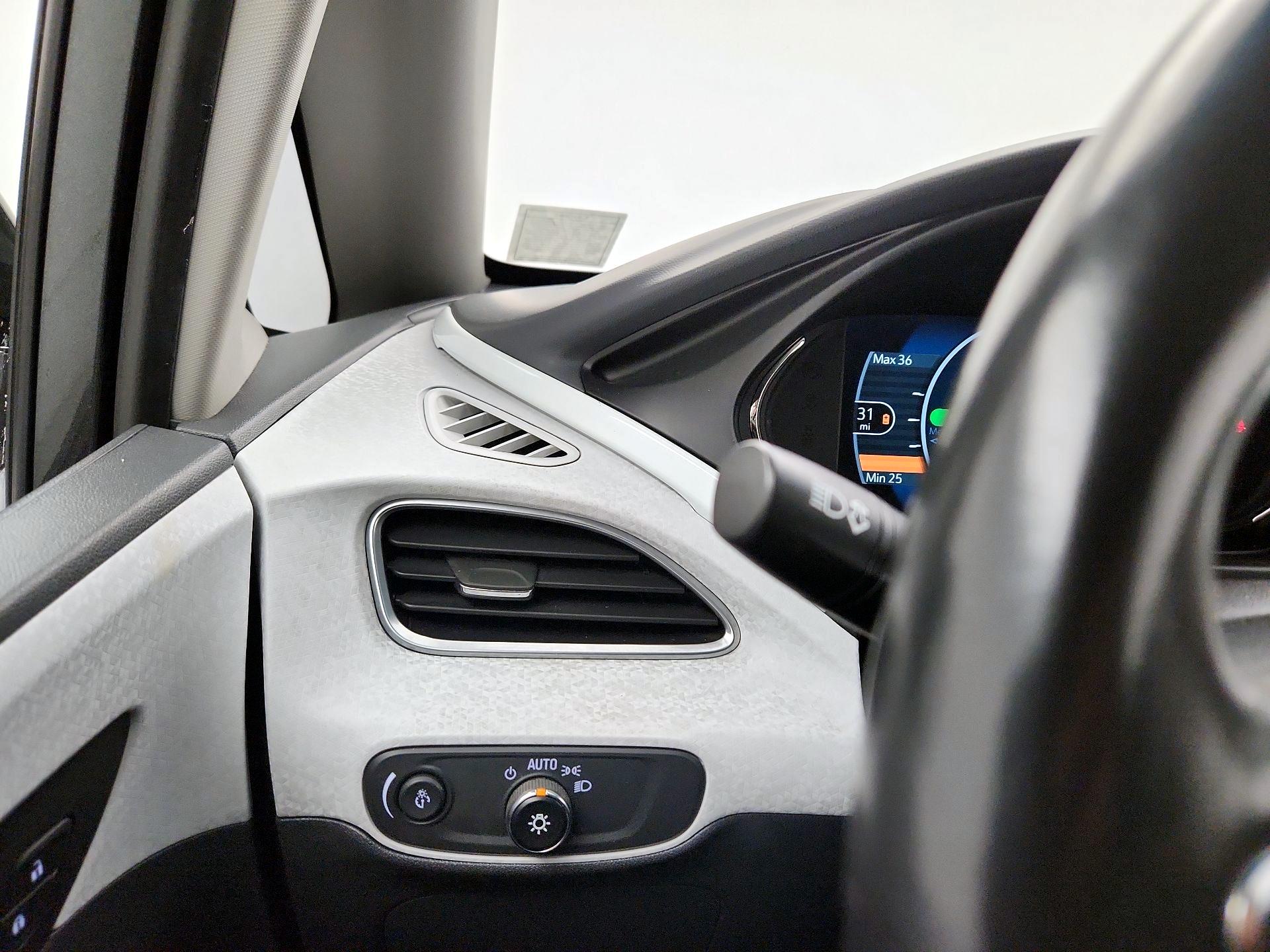 Thumbnail: 2021 Chevrolet Bolt EV - 13