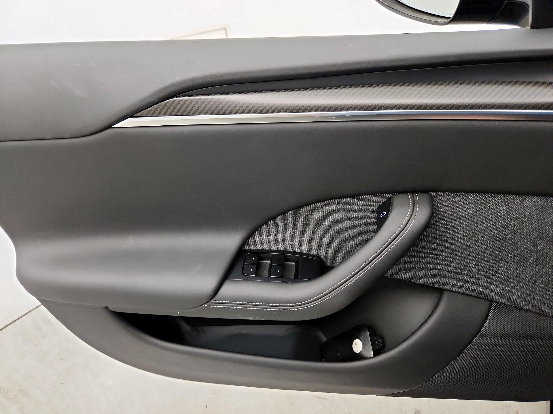 Thumbnail: 2021 Tesla Model S - 12