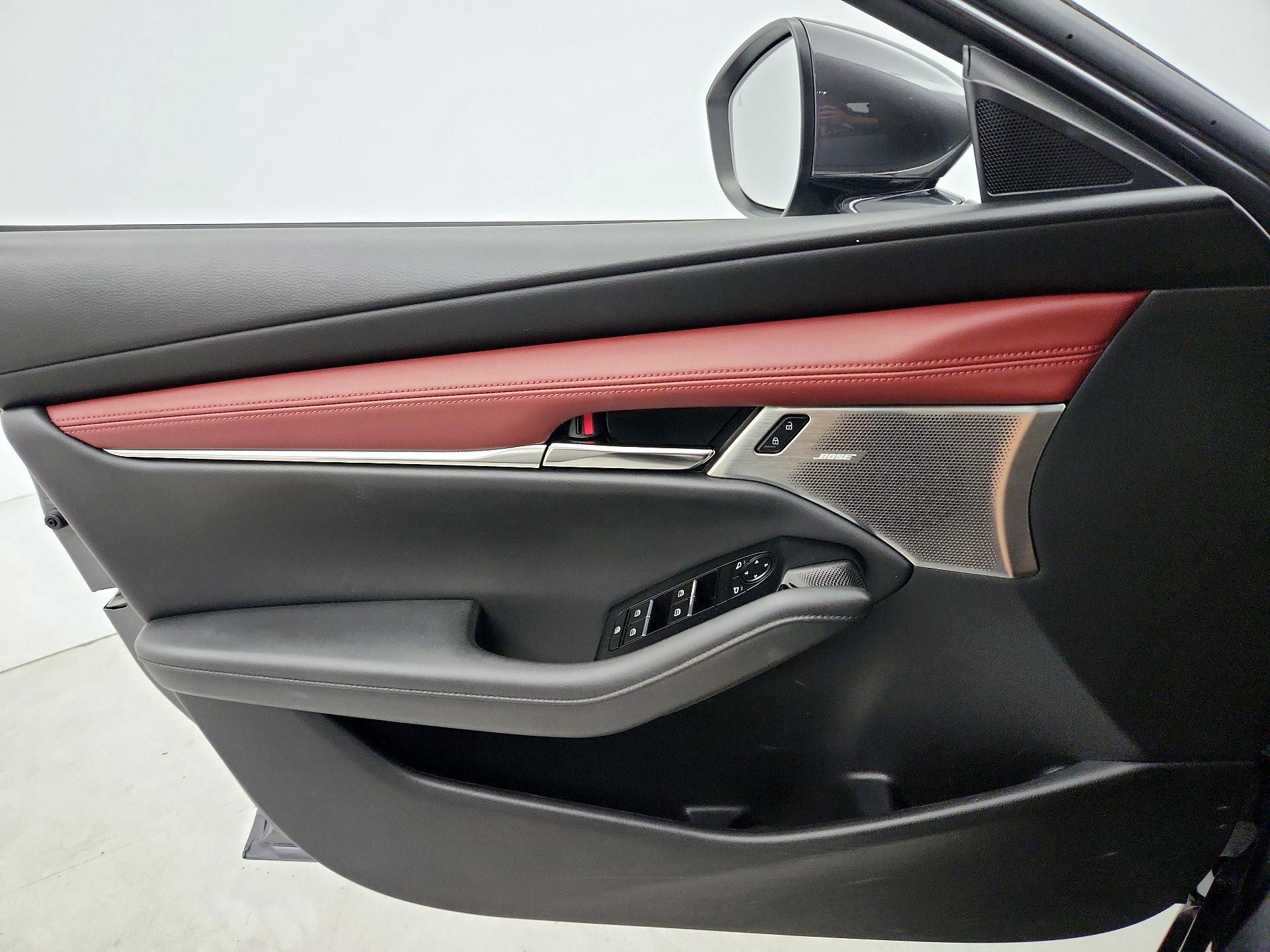 Thumbnail: 2019 Mazda Mazda3 - 12