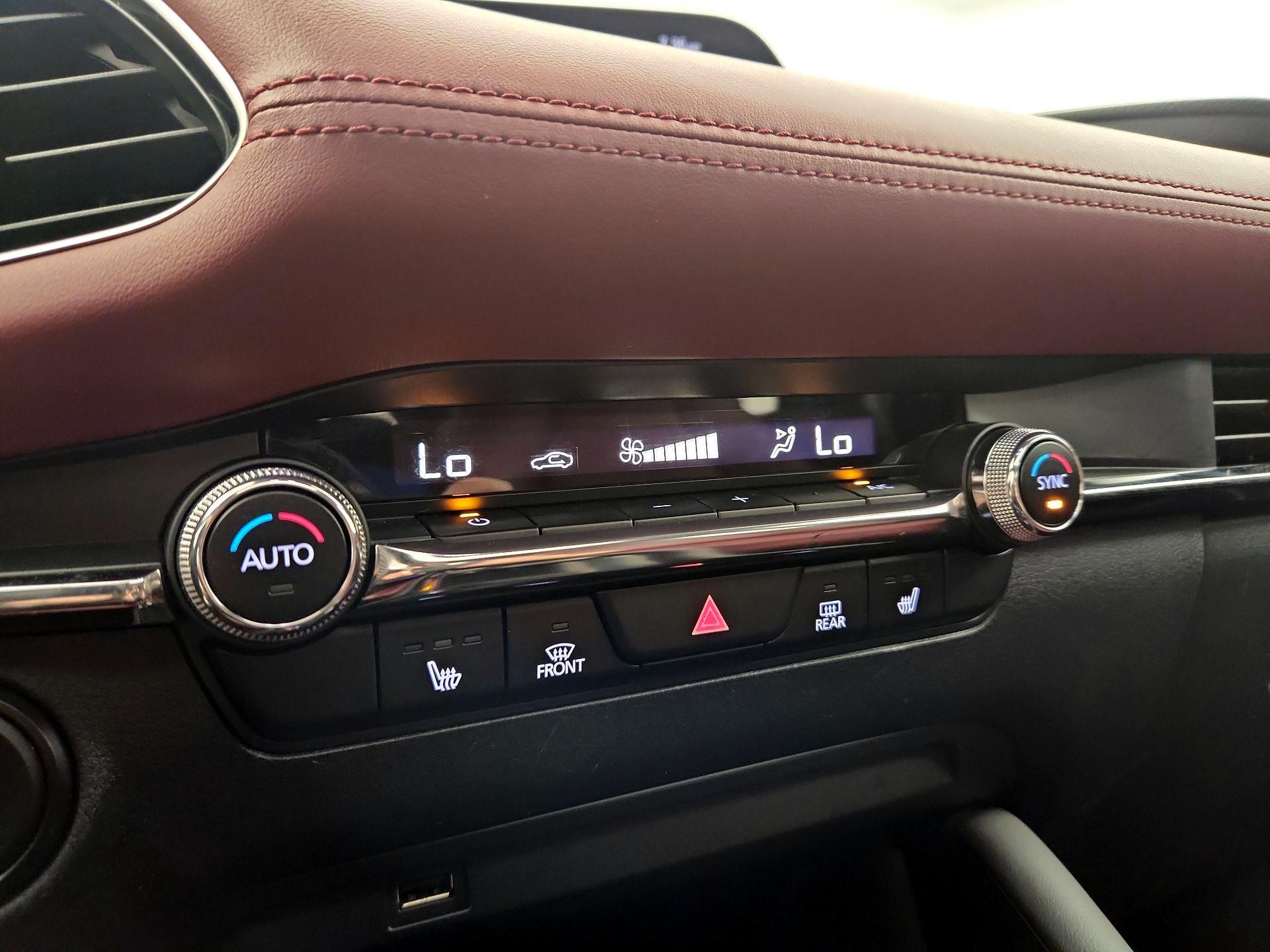 Thumbnail: 2019 Mazda Mazda3 - 16