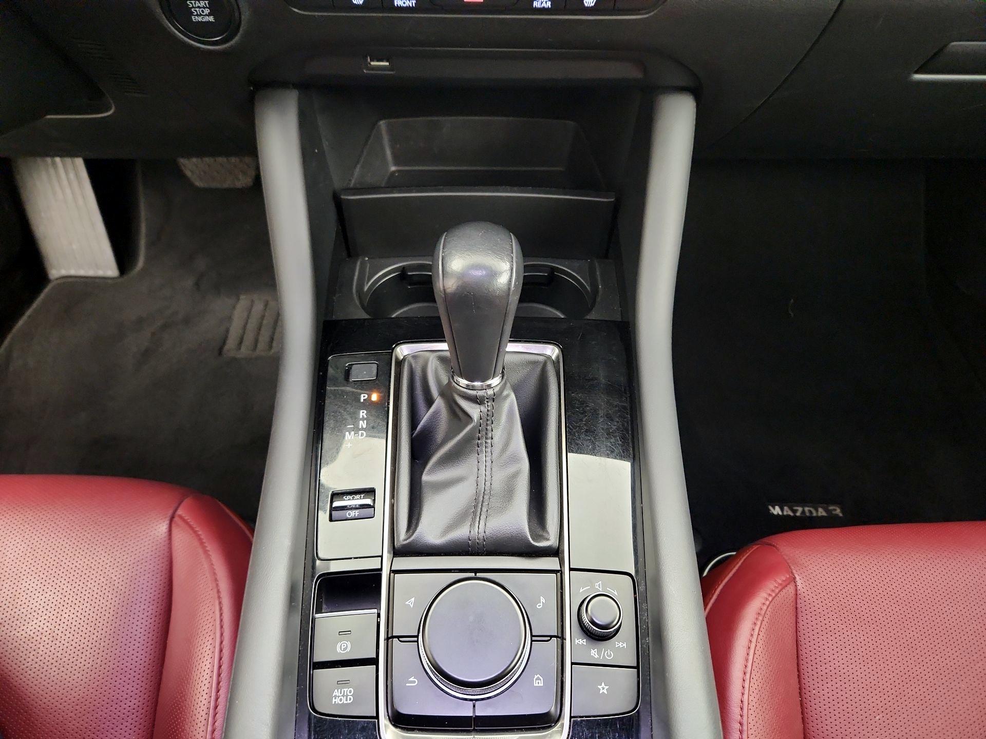 Thumbnail: 2019 Mazda Mazda3 - 17