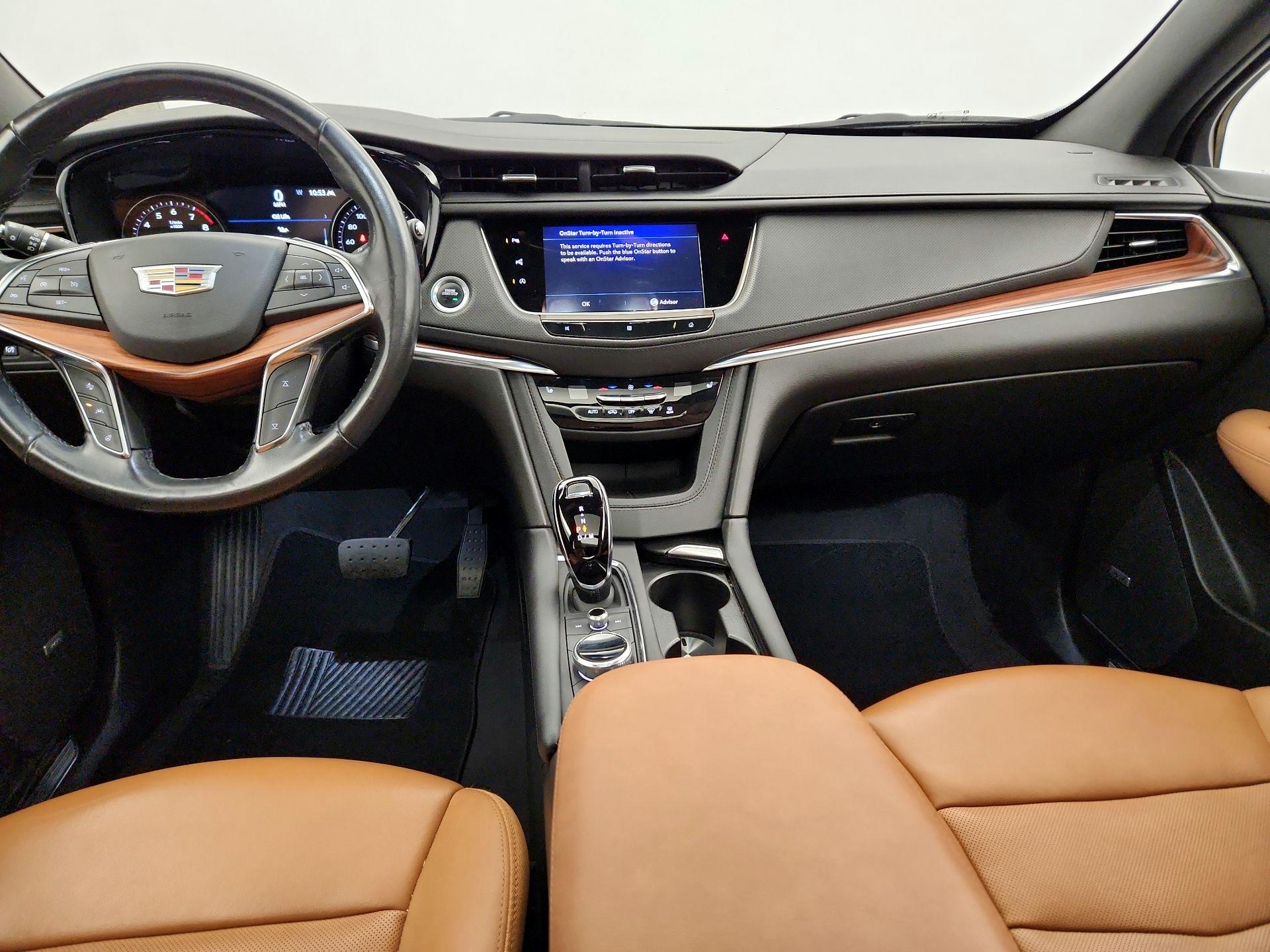 Thumbnail: 2021 Cadillac XT5 - 9