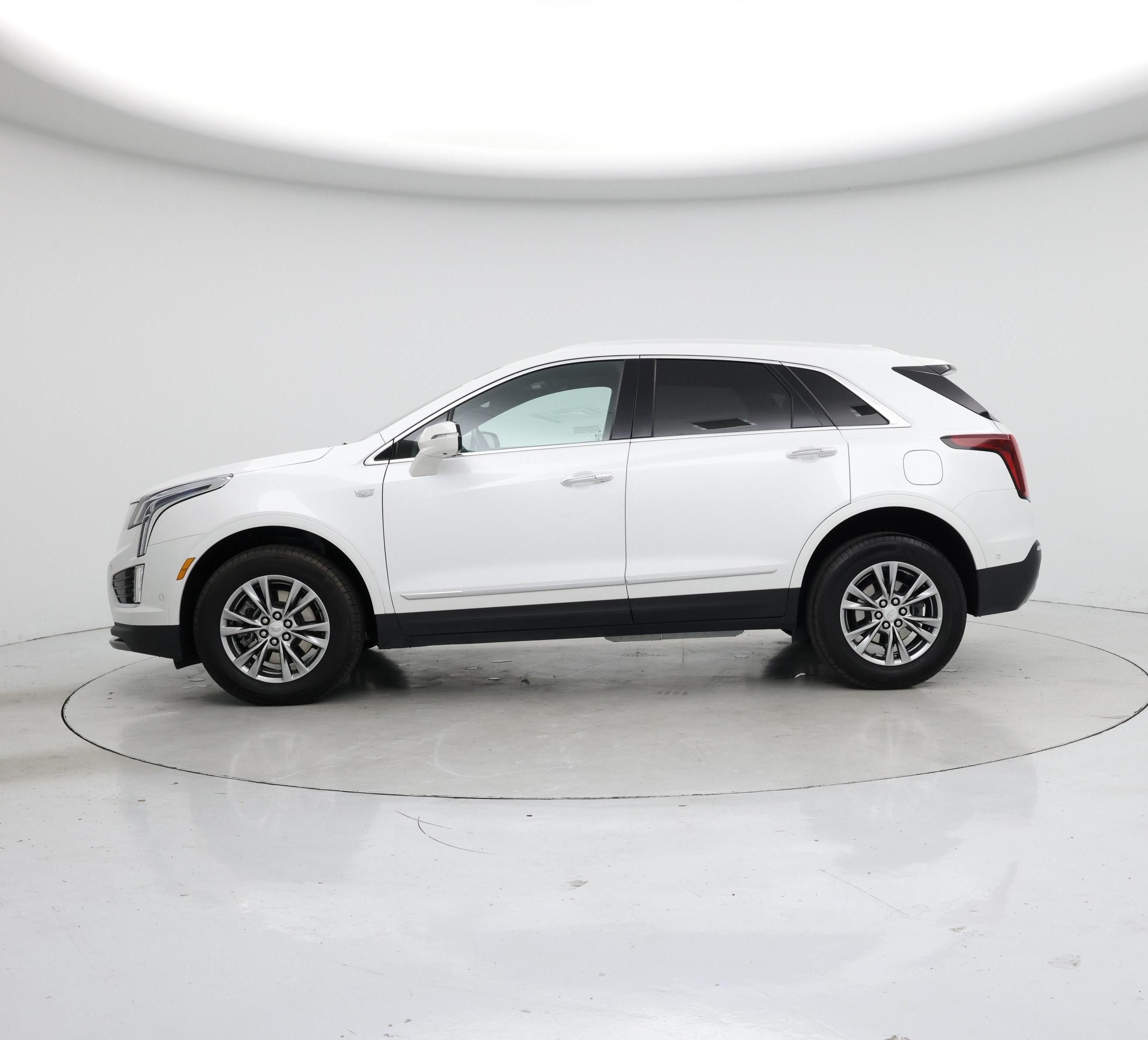 Thumbnail: 2021 Cadillac XT5 - 3
