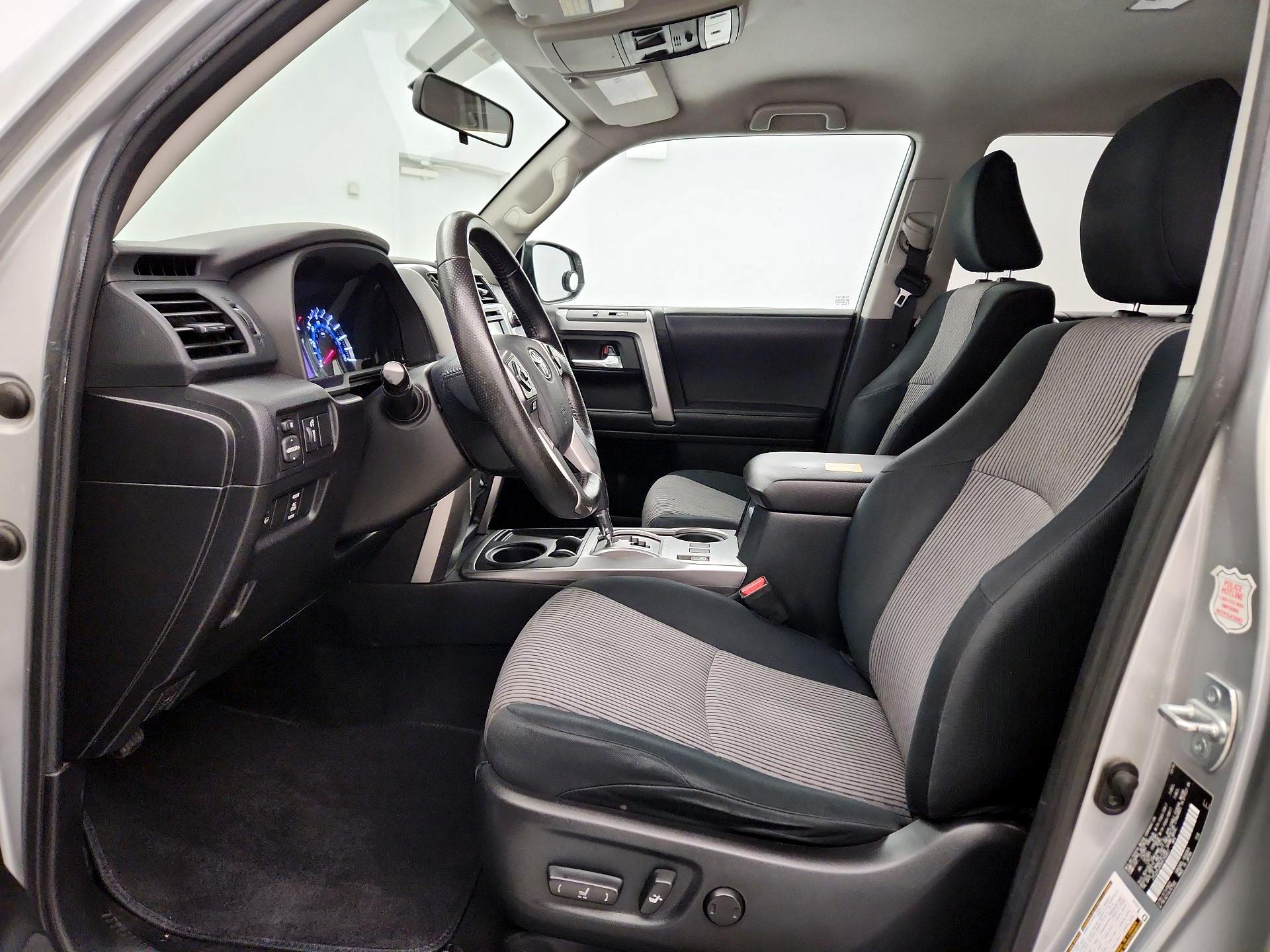 Thumbnail: 2017 Toyota 4Runner - 11