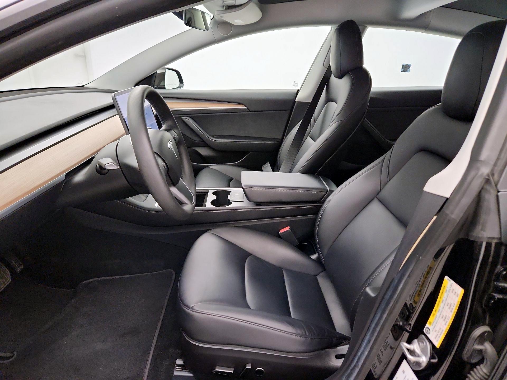 Thumbnail: 2021 Tesla Model 3 - 11