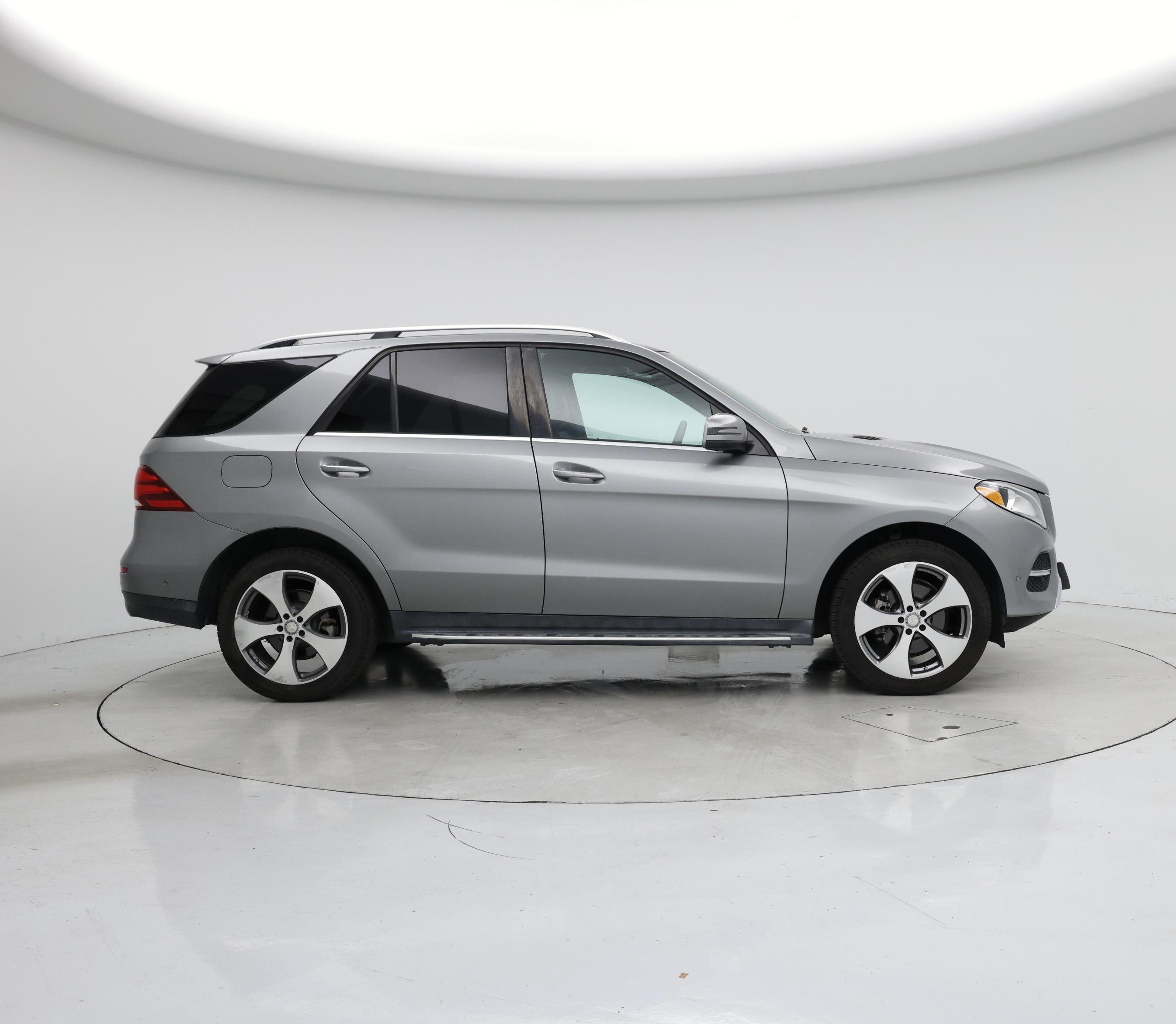 Thumbnail: 2016 Mercedes-Benz GLE - 7