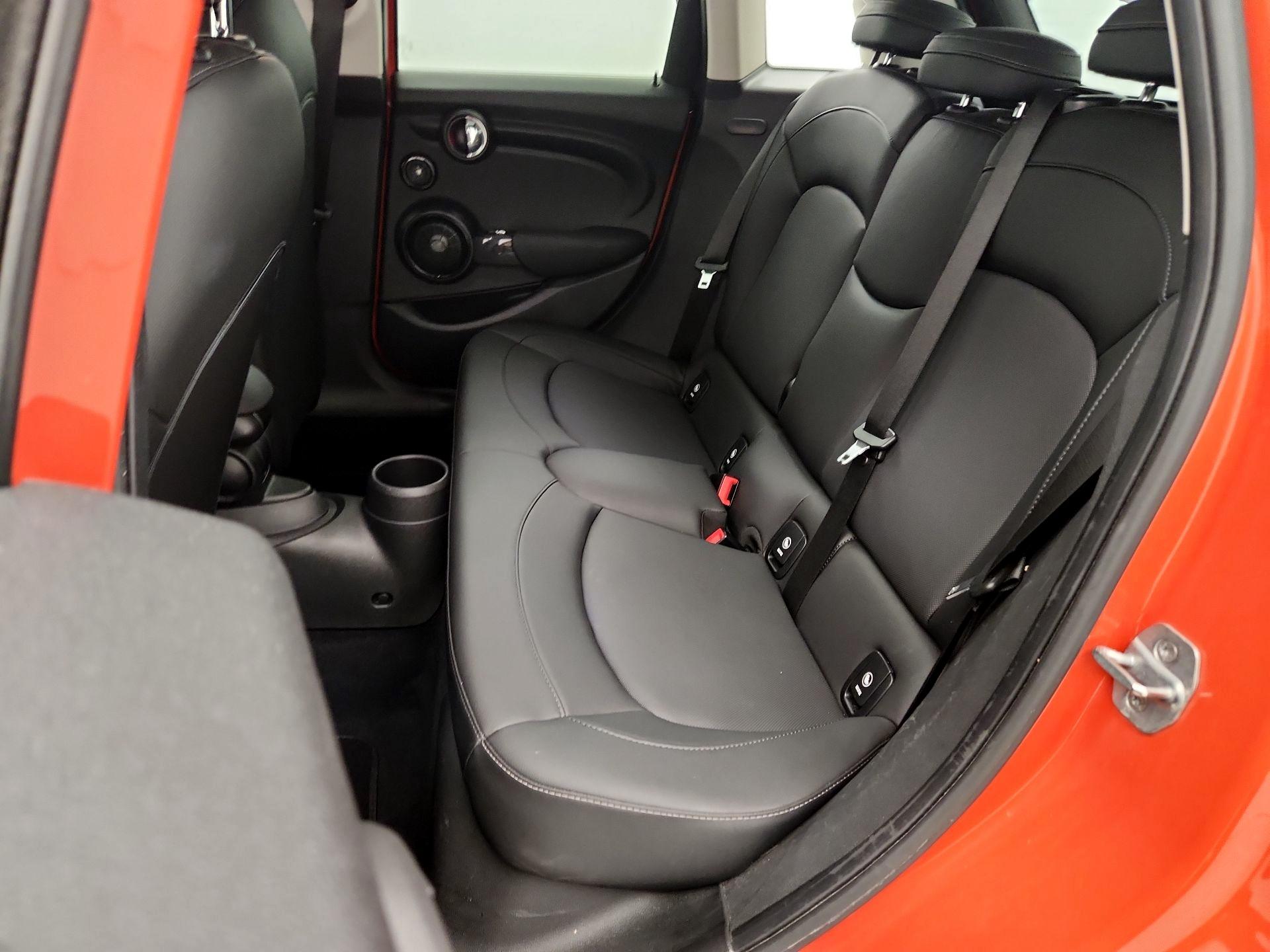 Thumbnail: 2019 MINI Cooper Hardtop - 19