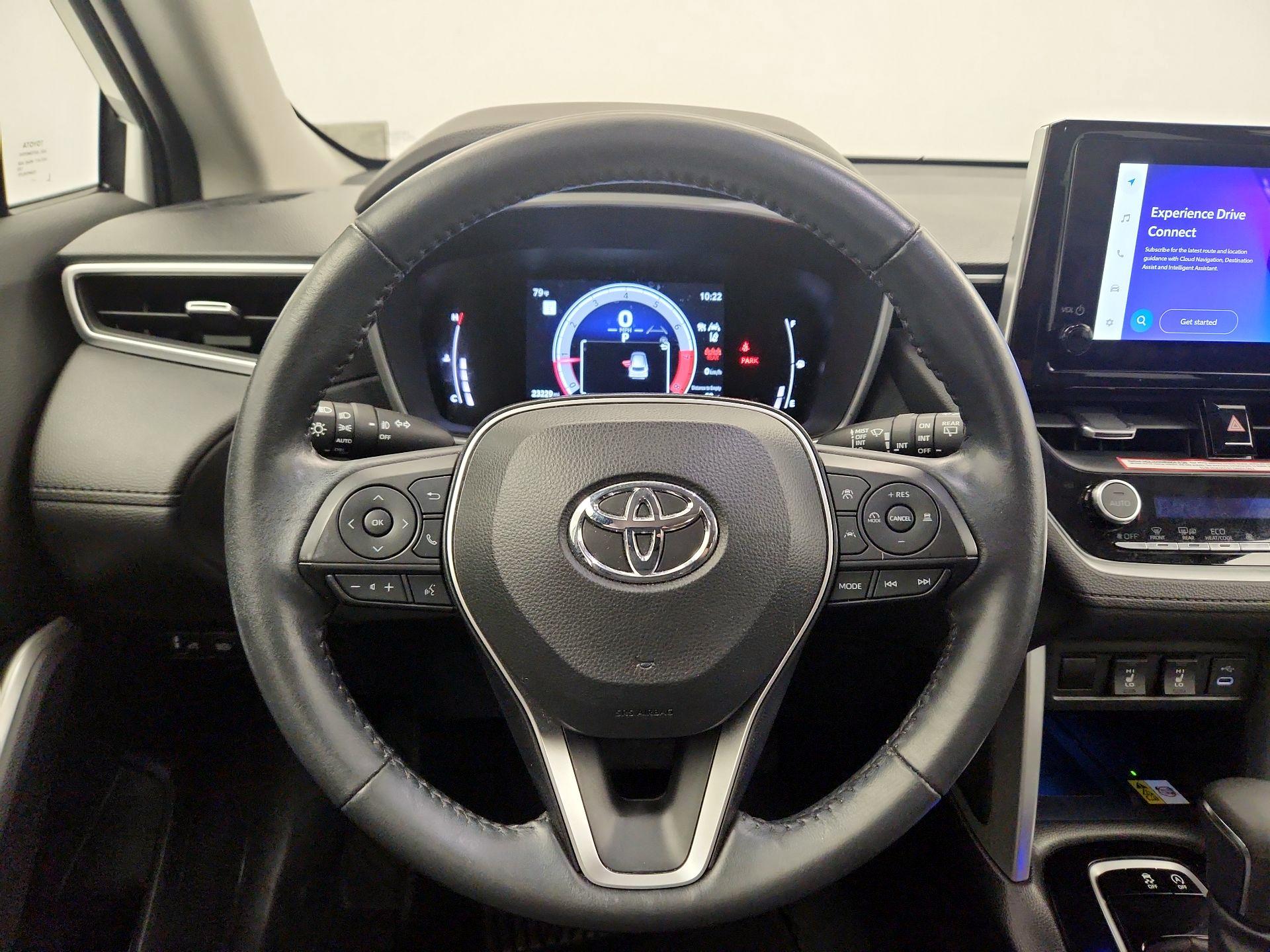 Thumbnail: 2023 Toyota Corolla Cross - 10