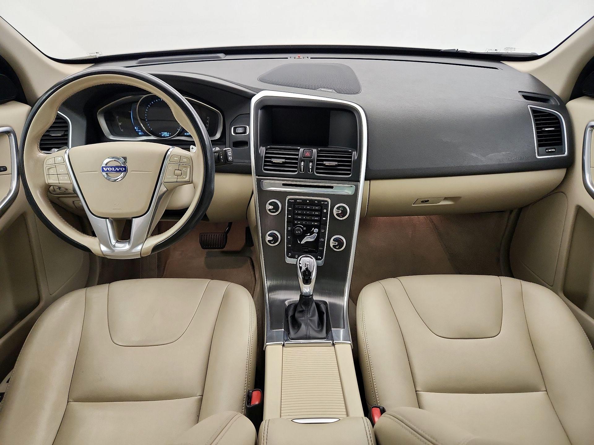 Thumbnail: 2015 Volvo XC60 - 9