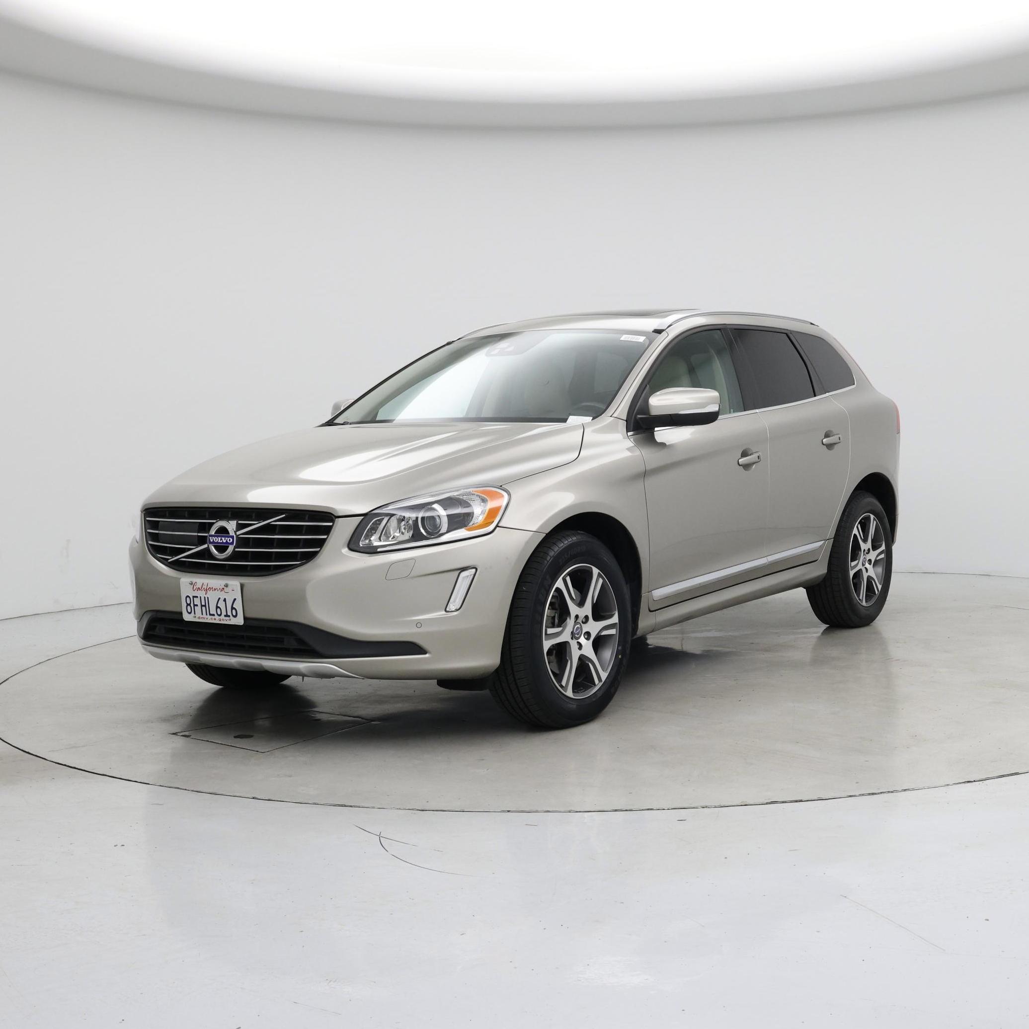 Thumbnail: 2015 Volvo XC60 - 4