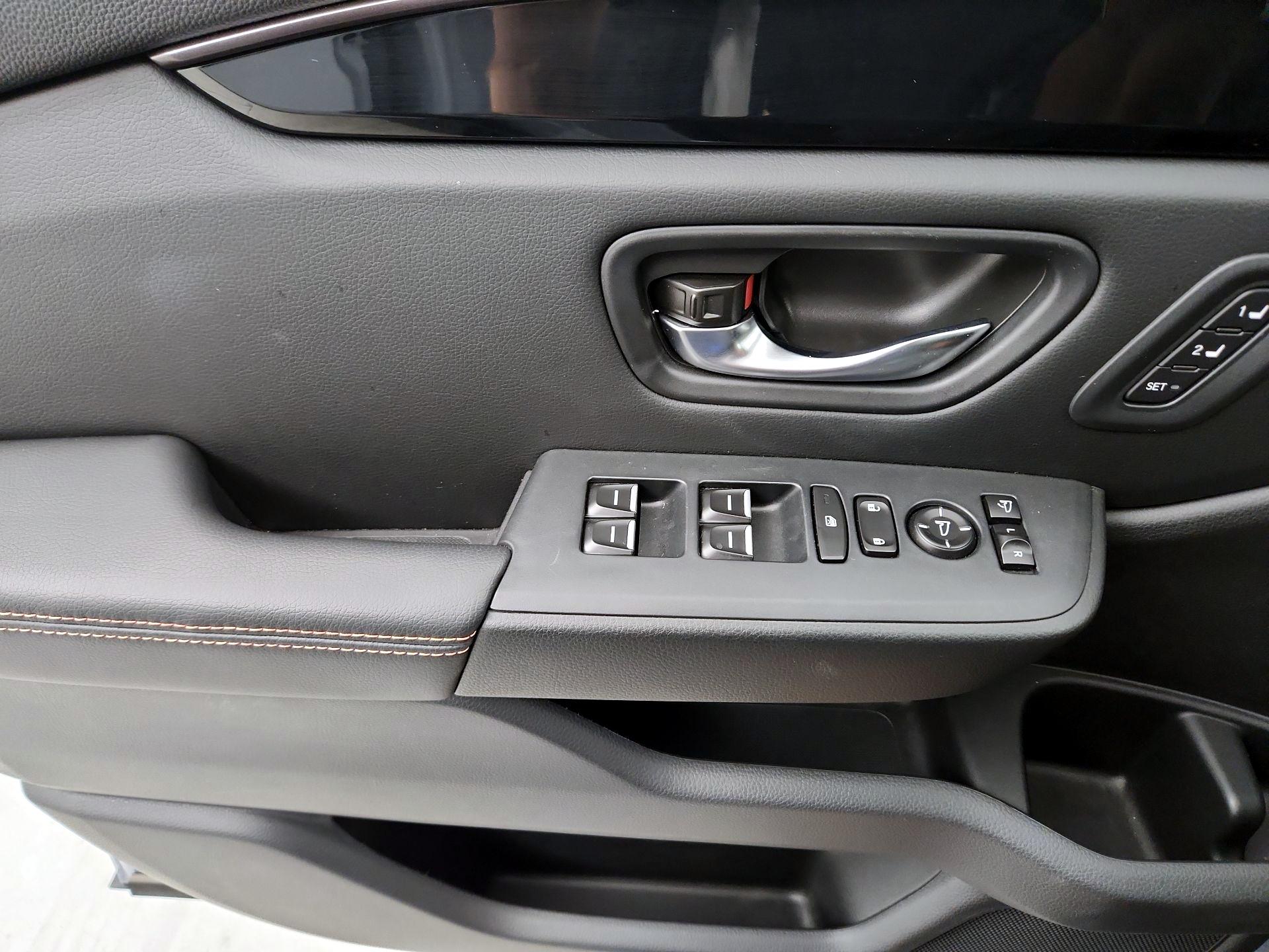 Thumbnail: 2023 Honda Pilot - 12