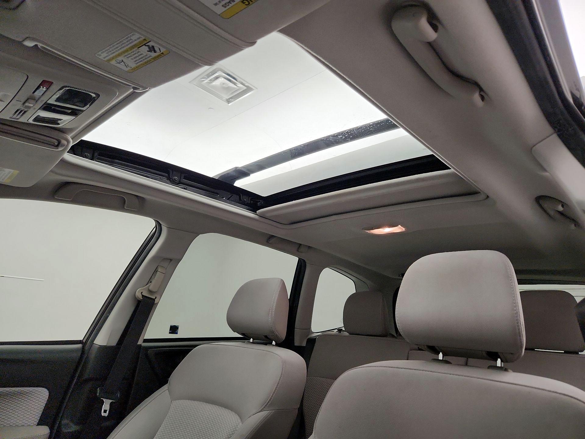 Thumbnail: 2017 Subaru Forester - 19