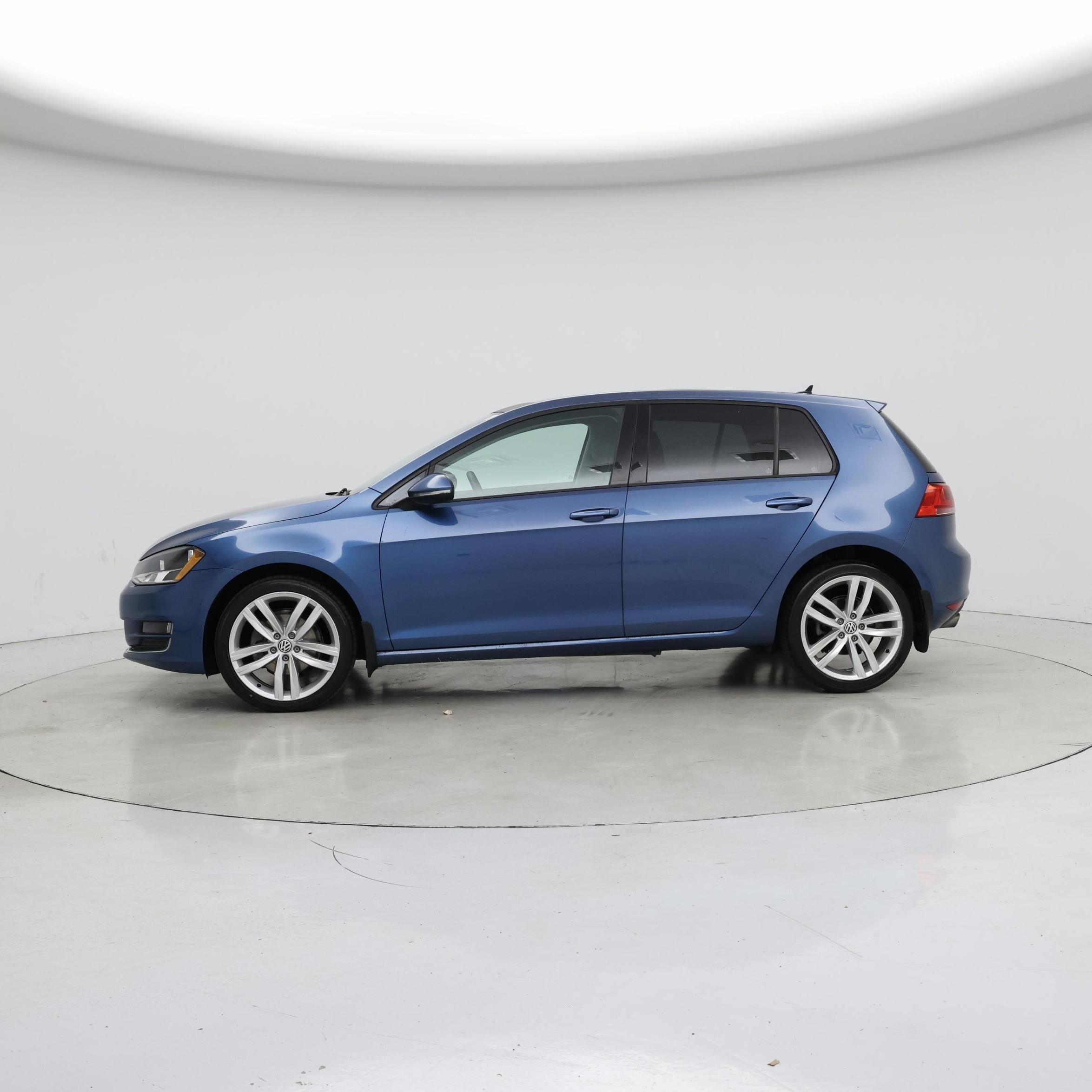 Thumbnail: 2015 Volkswagen Golf - 3