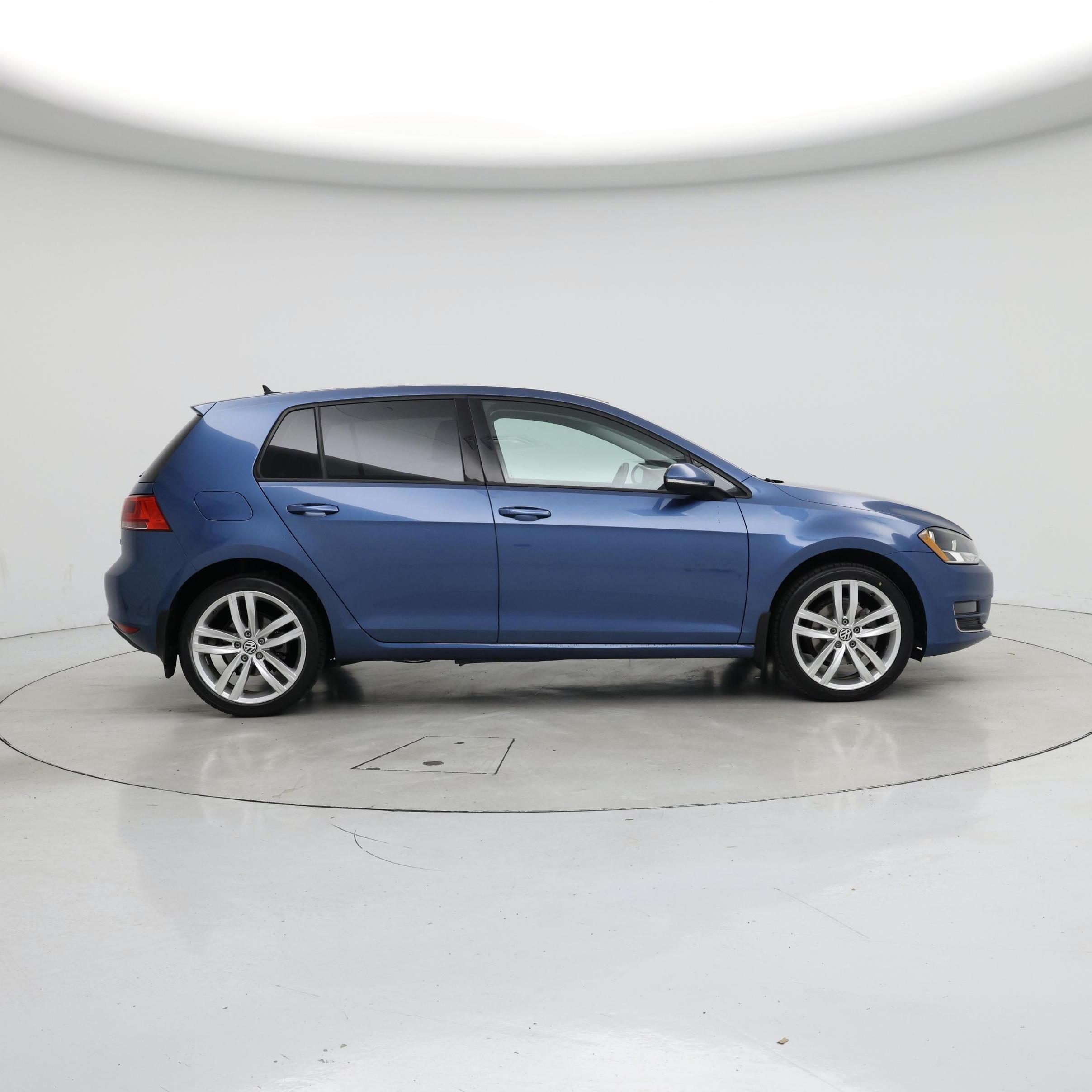 Thumbnail: 2015 Volkswagen Golf - 7