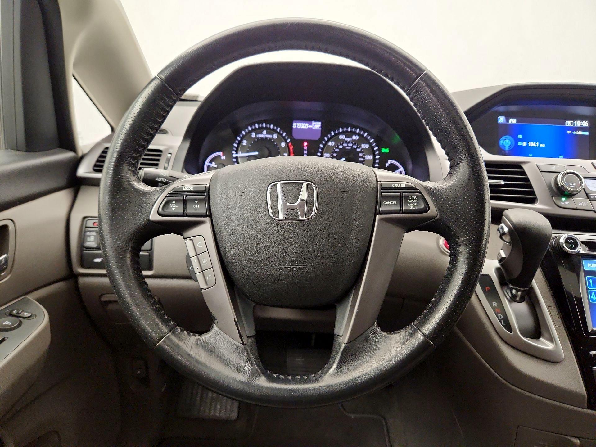 Thumbnail: 2014 Honda Odyssey - 10