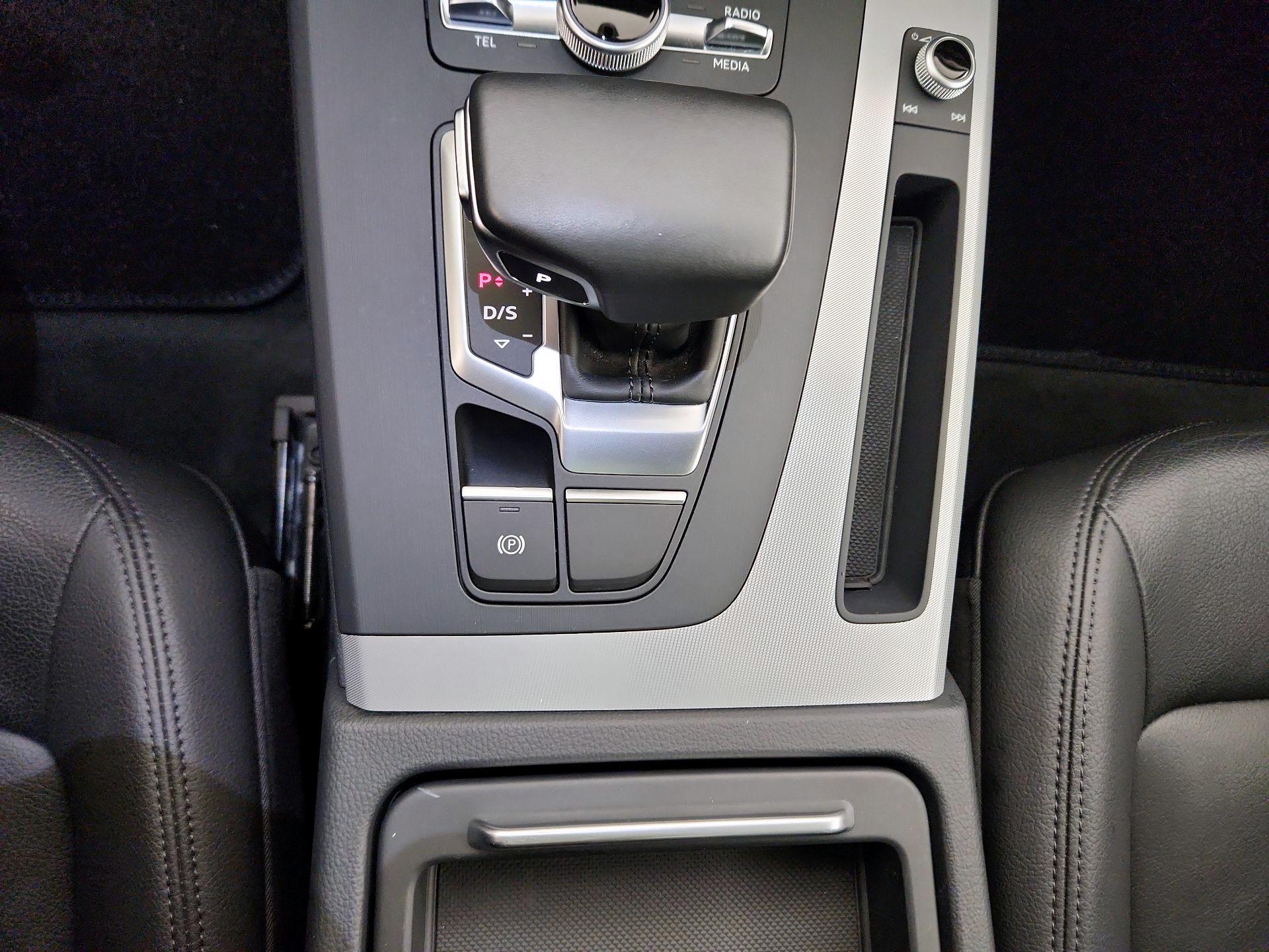 Thumbnail: 2018 Audi Q5 - 18