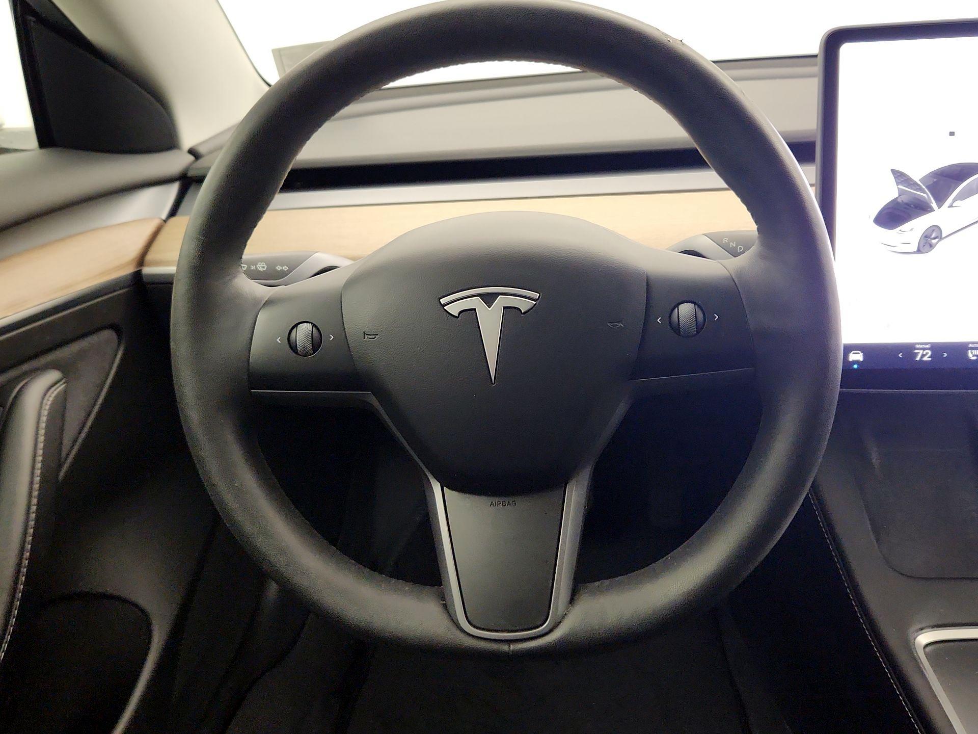 Thumbnail: 2022 Tesla Model 3 - 10