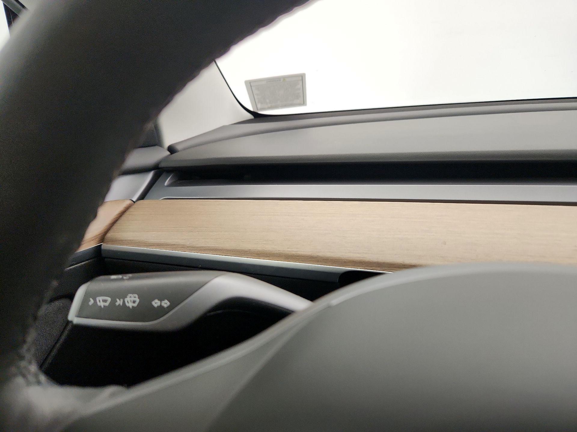 Thumbnail: 2022 Tesla Model 3 - 13