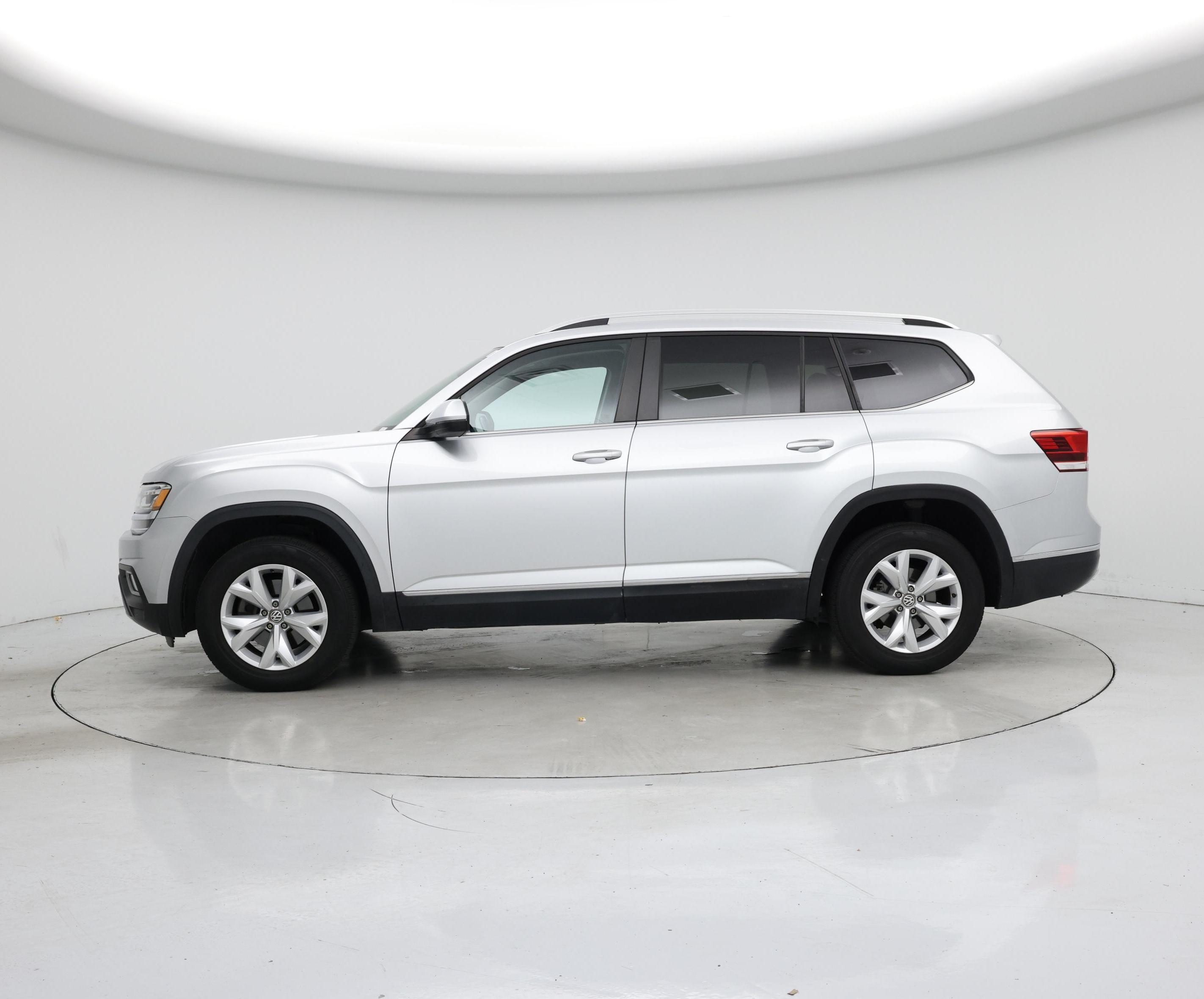 Thumbnail: 2018 Volkswagen Atlas - 3