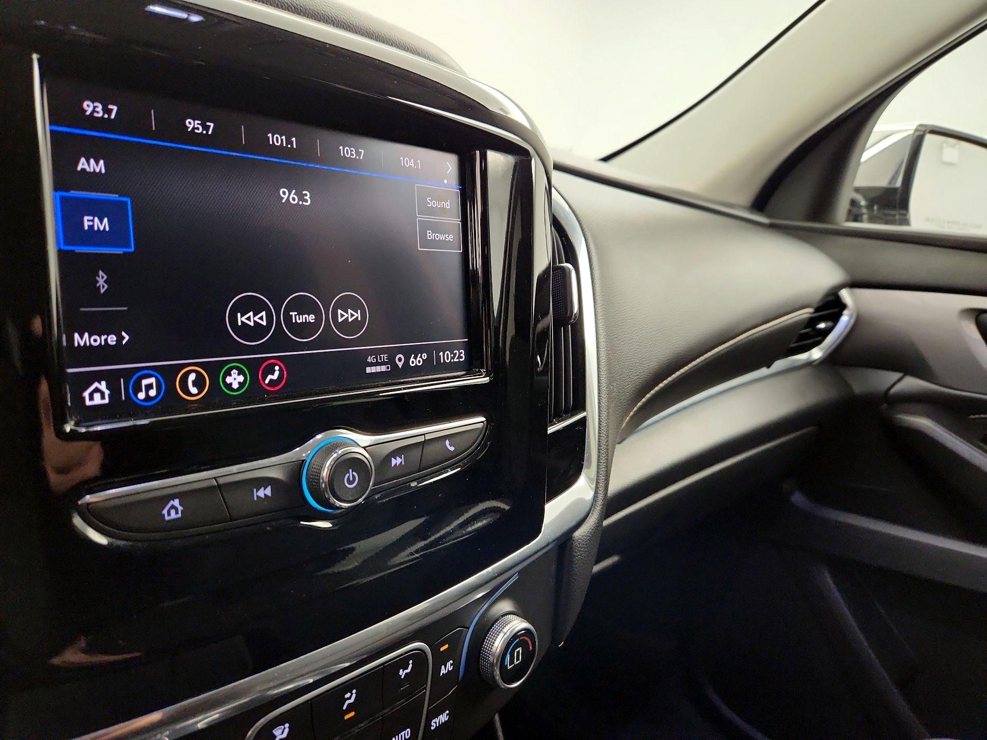 Thumbnail: 2020 Chevrolet Traverse - 15