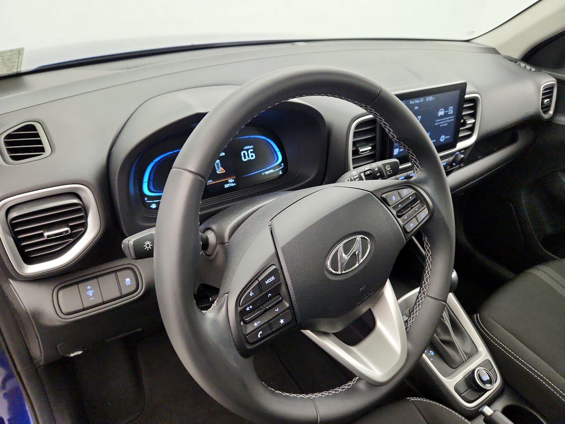 Thumbnail: 2024 Hyundai Venue - 9