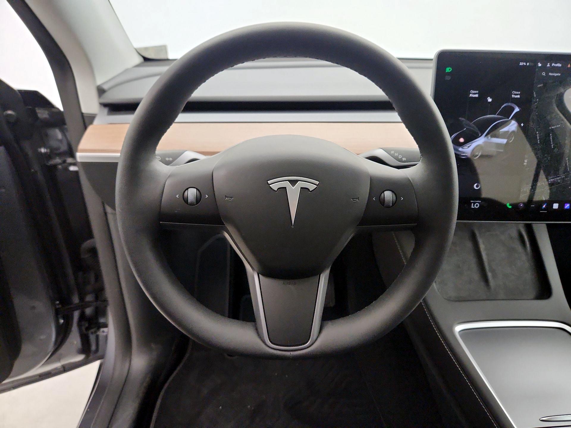 Thumbnail: 2024 Tesla Model Y - 10