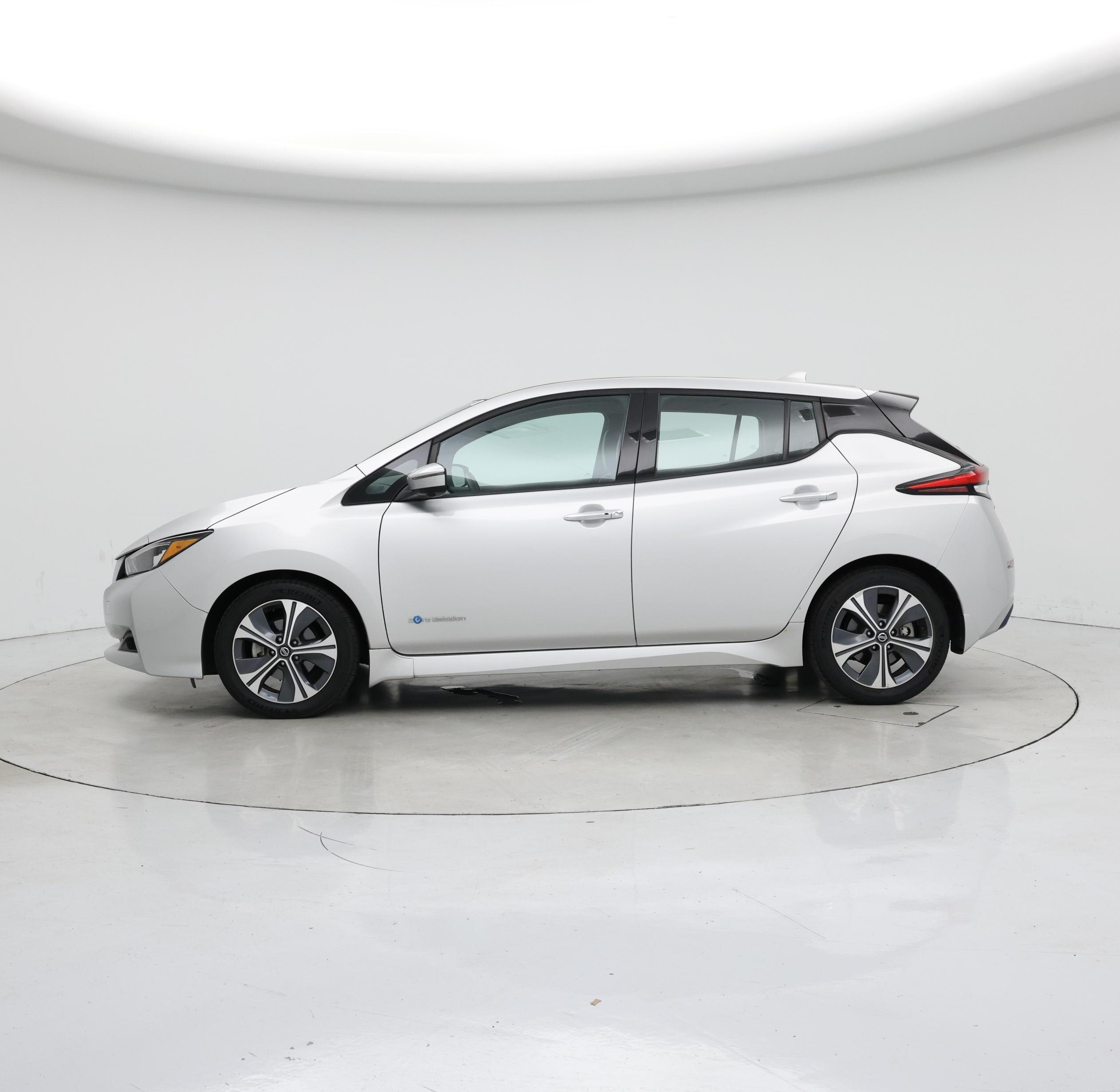 Thumbnail: 2019 Nissan Leaf - 3
