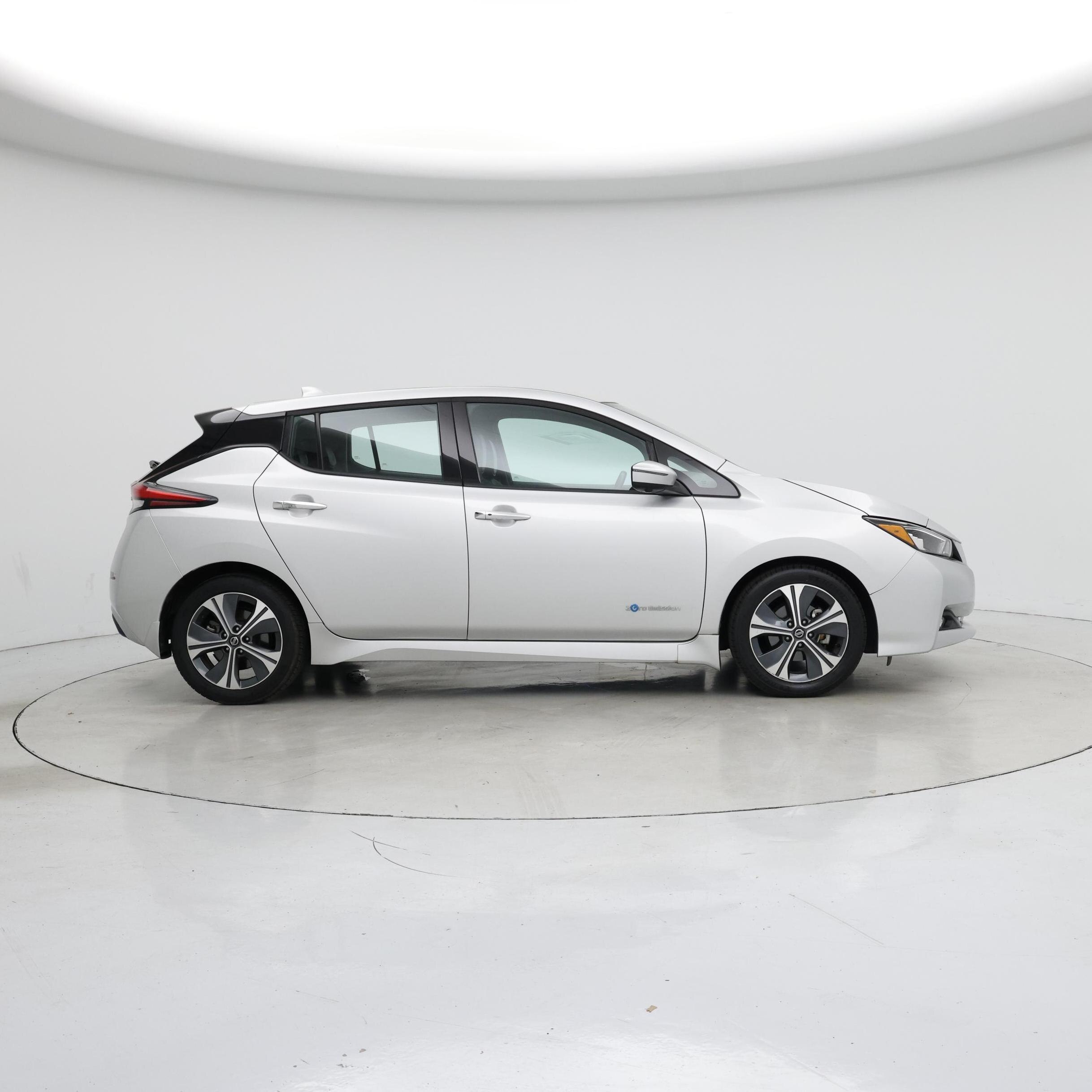 Thumbnail: 2019 Nissan Leaf - 7