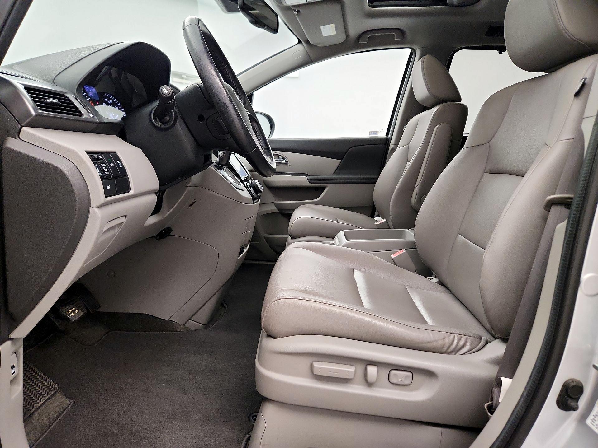 Thumbnail: 2014 Honda Odyssey - 11