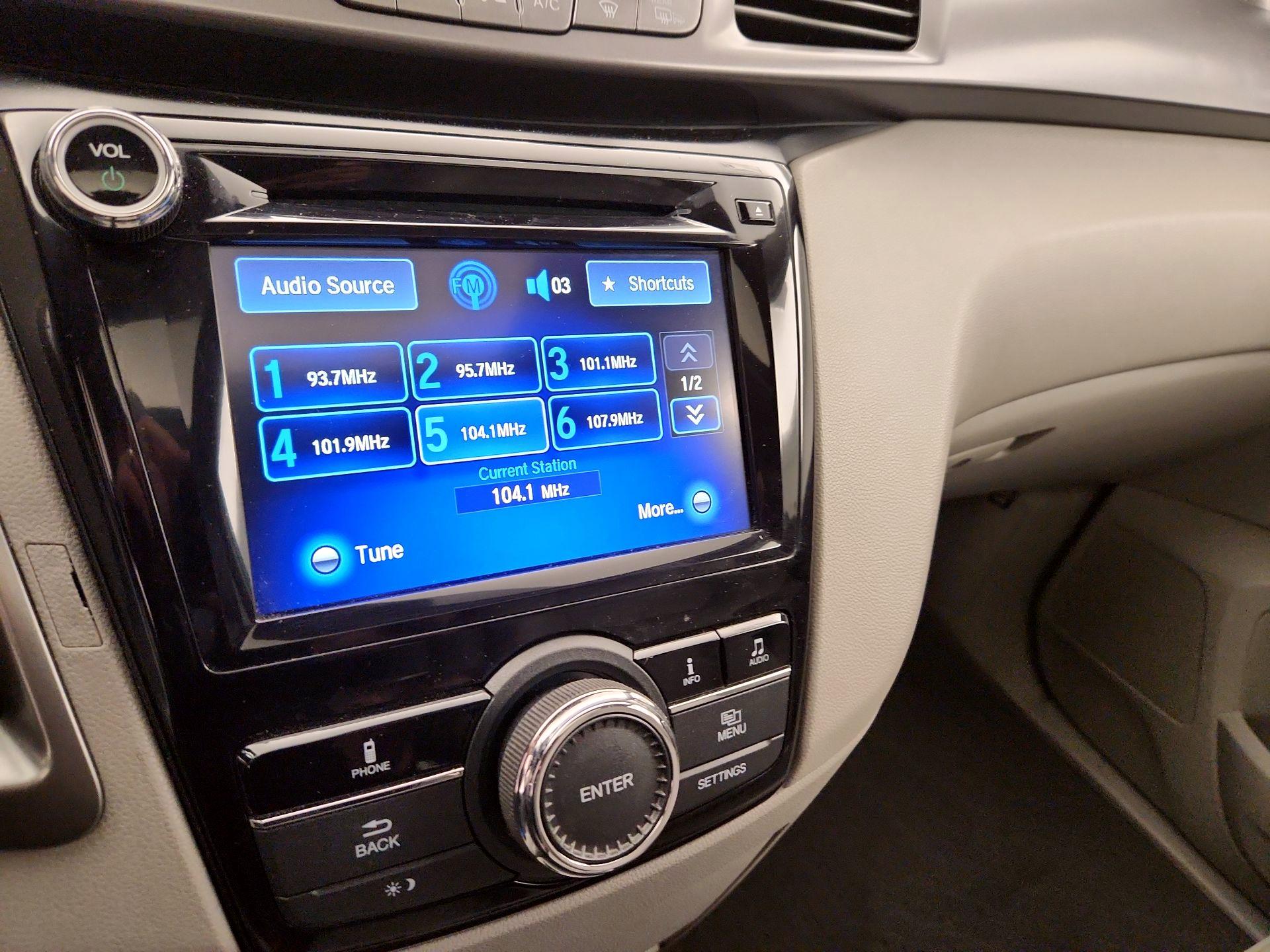 Thumbnail: 2014 Honda Odyssey - 15