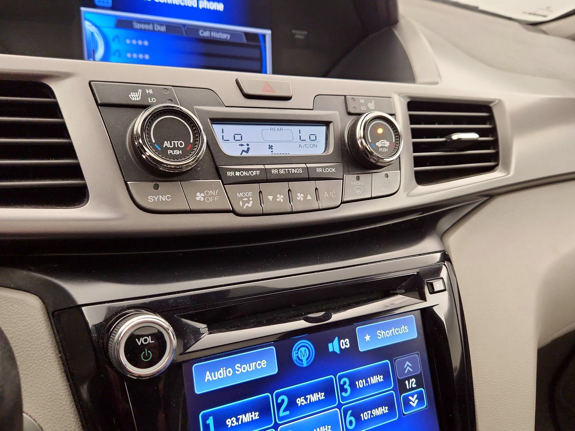 Thumbnail: 2014 Honda Odyssey - 16