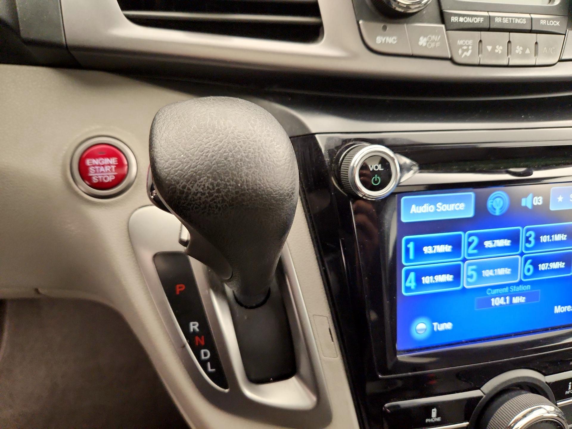 Thumbnail: 2014 Honda Odyssey - 17