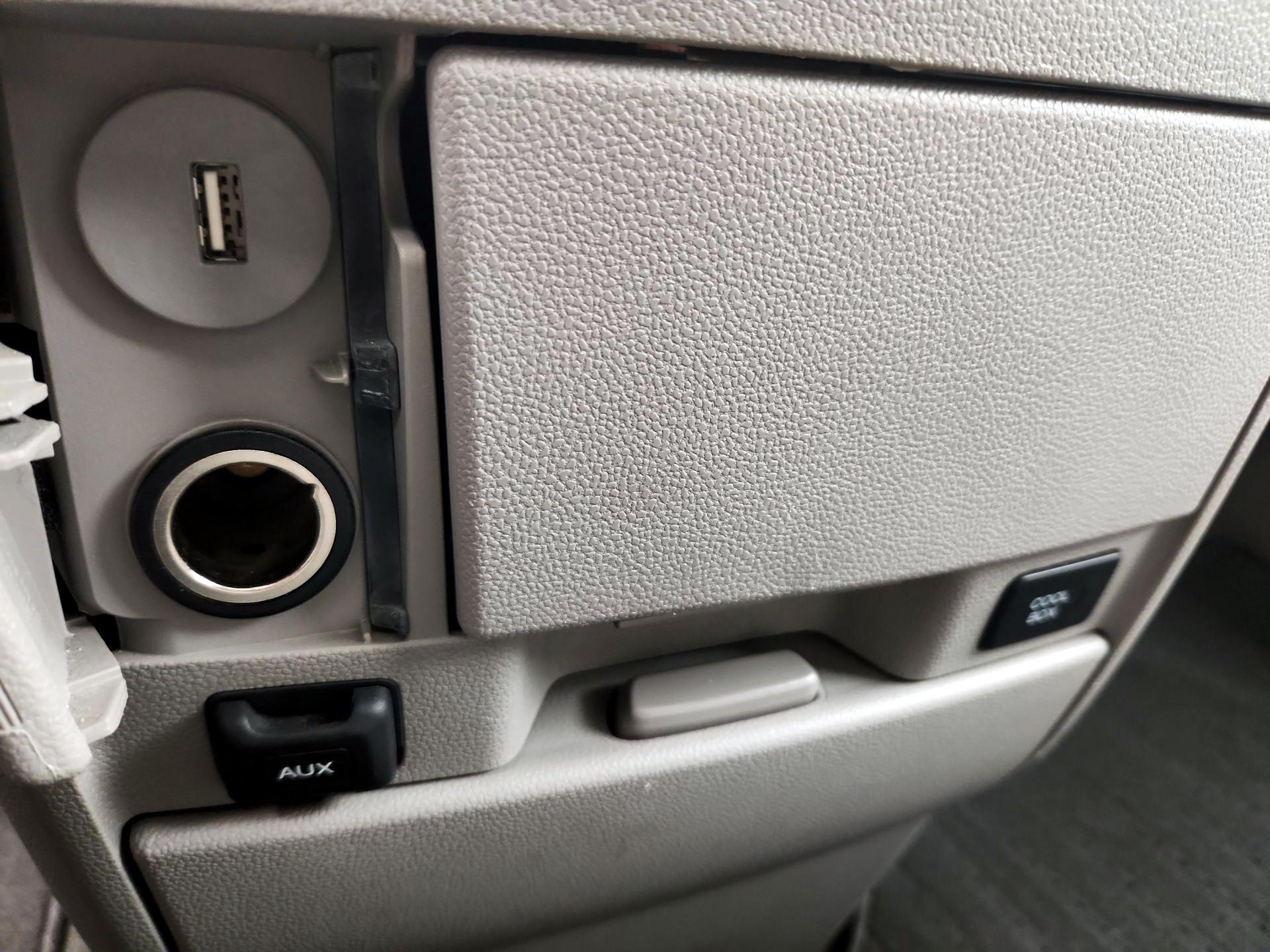 Thumbnail: 2014 Honda Odyssey - 18