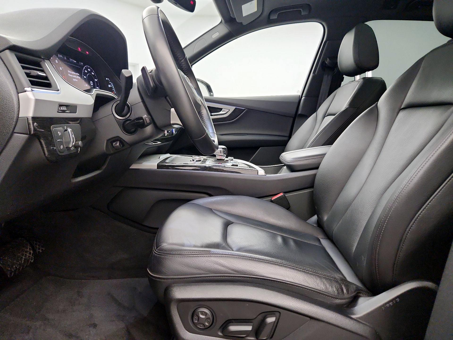 Thumbnail: 2019 Audi Q7 - 11