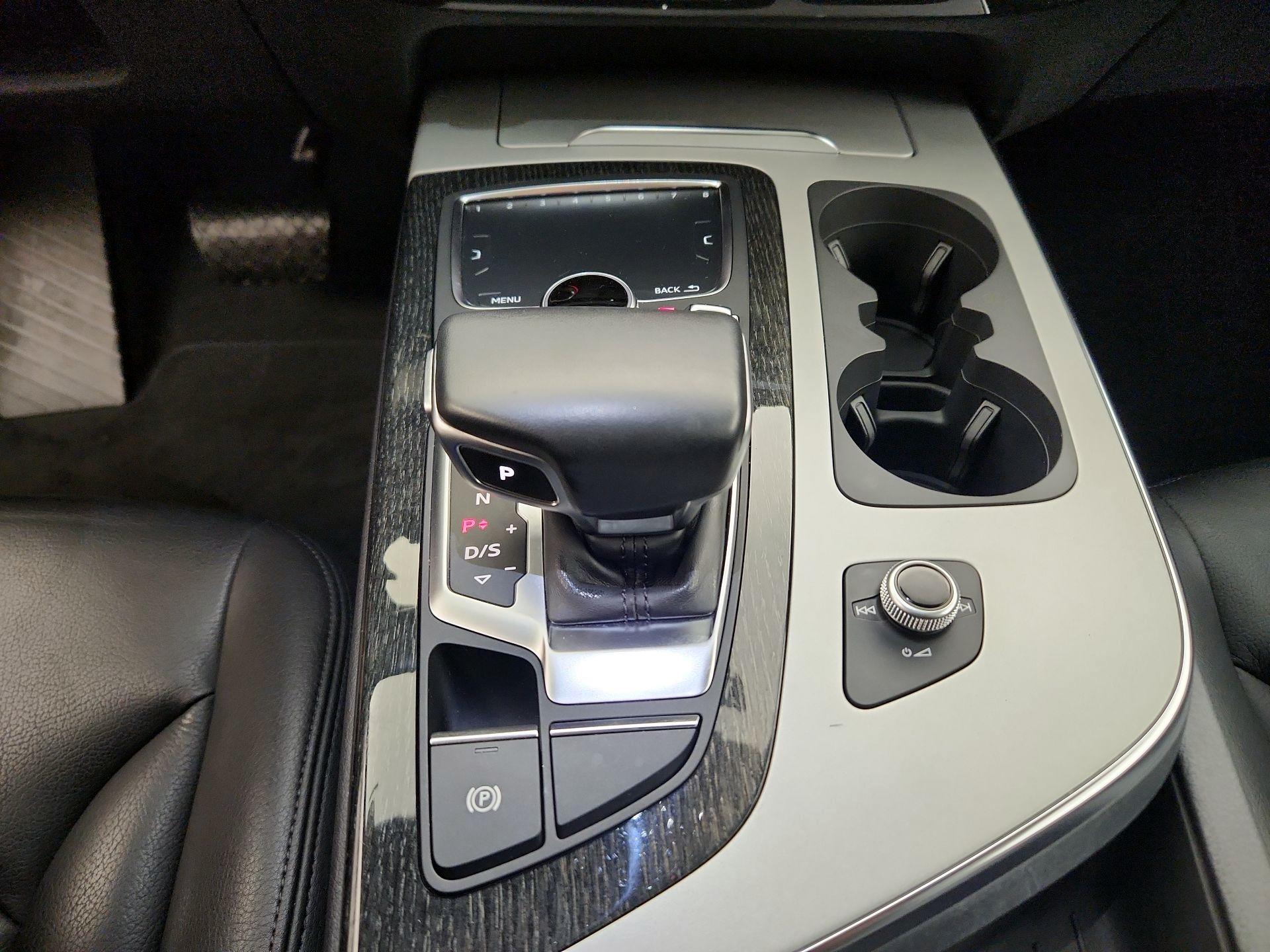Thumbnail: 2019 Audi Q7 - 18