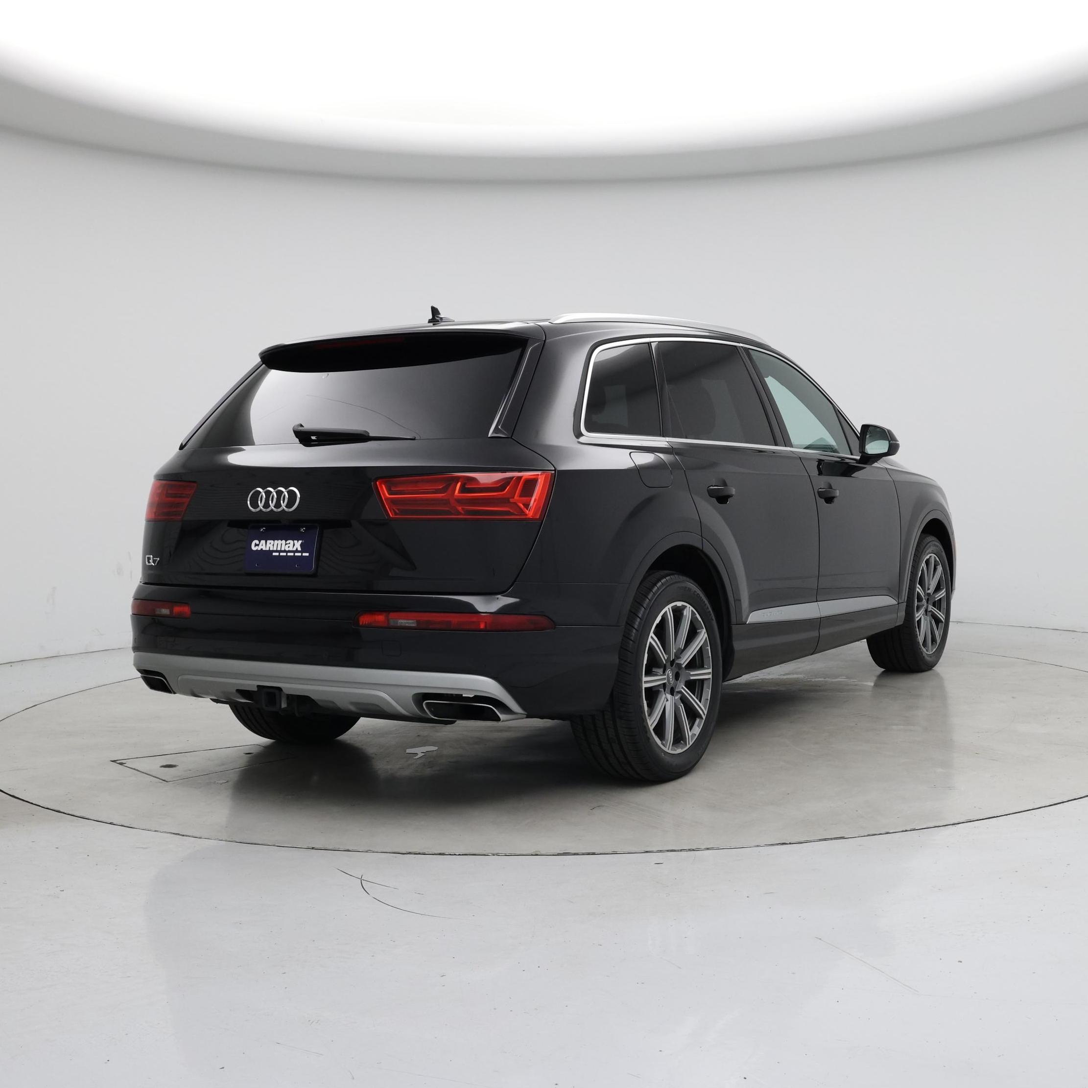 Thumbnail: 2019 Audi Q7 - 8