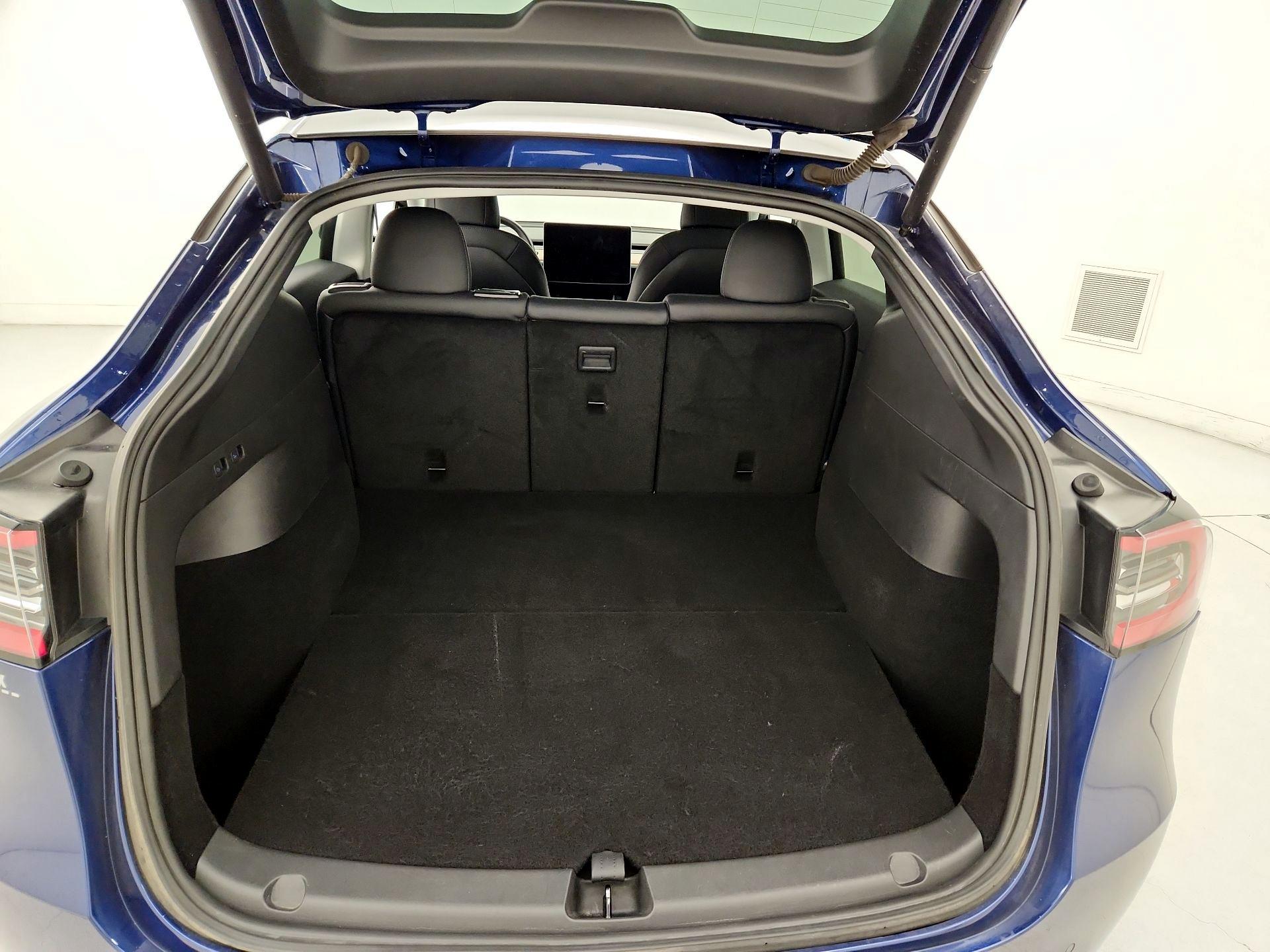 Thumbnail: 2020 Tesla Model Y - 19