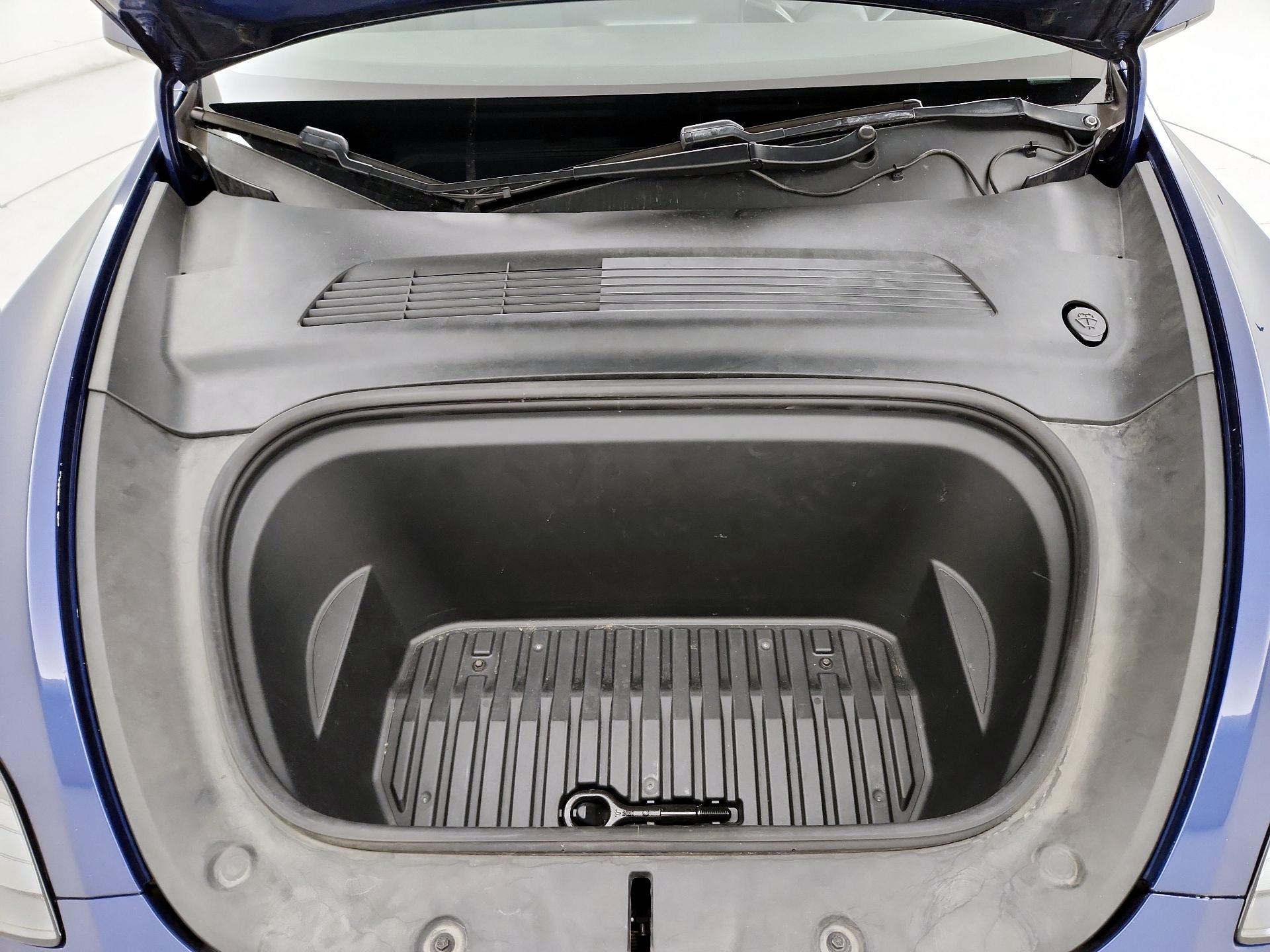 Thumbnail: 2020 Tesla Model Y - 20