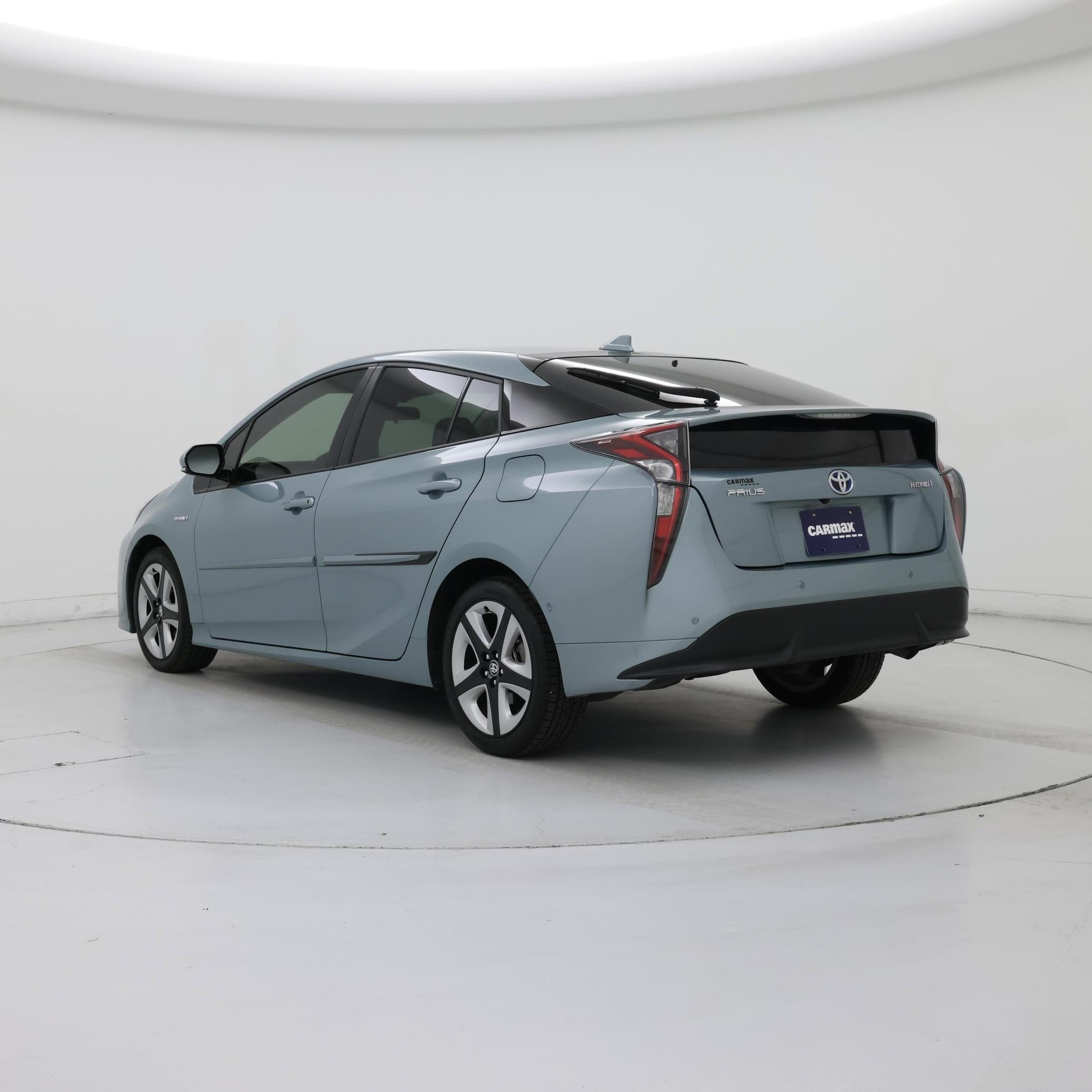 Thumbnail: 2018 Toyota Prius - 2
