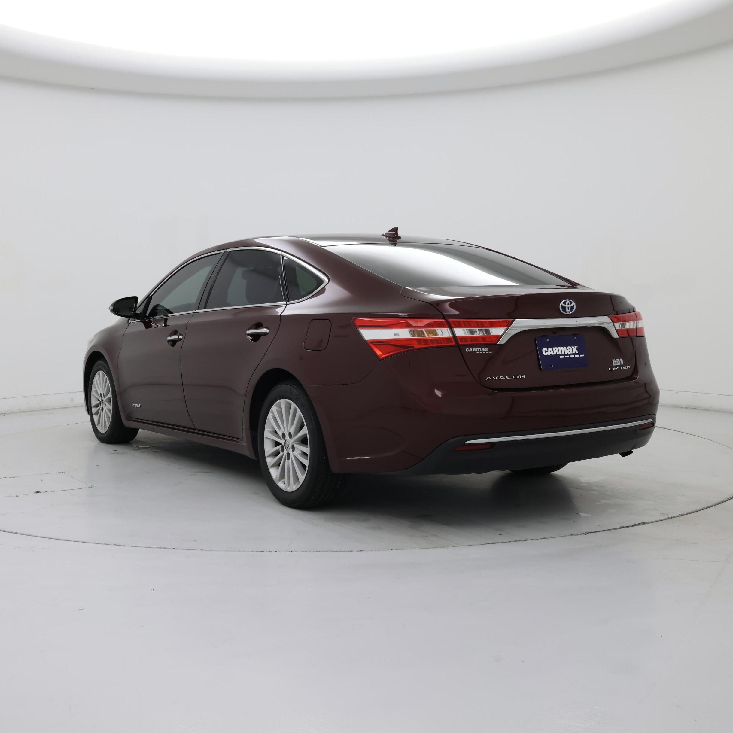 Thumbnail: 2015 Toyota Avalon - 2