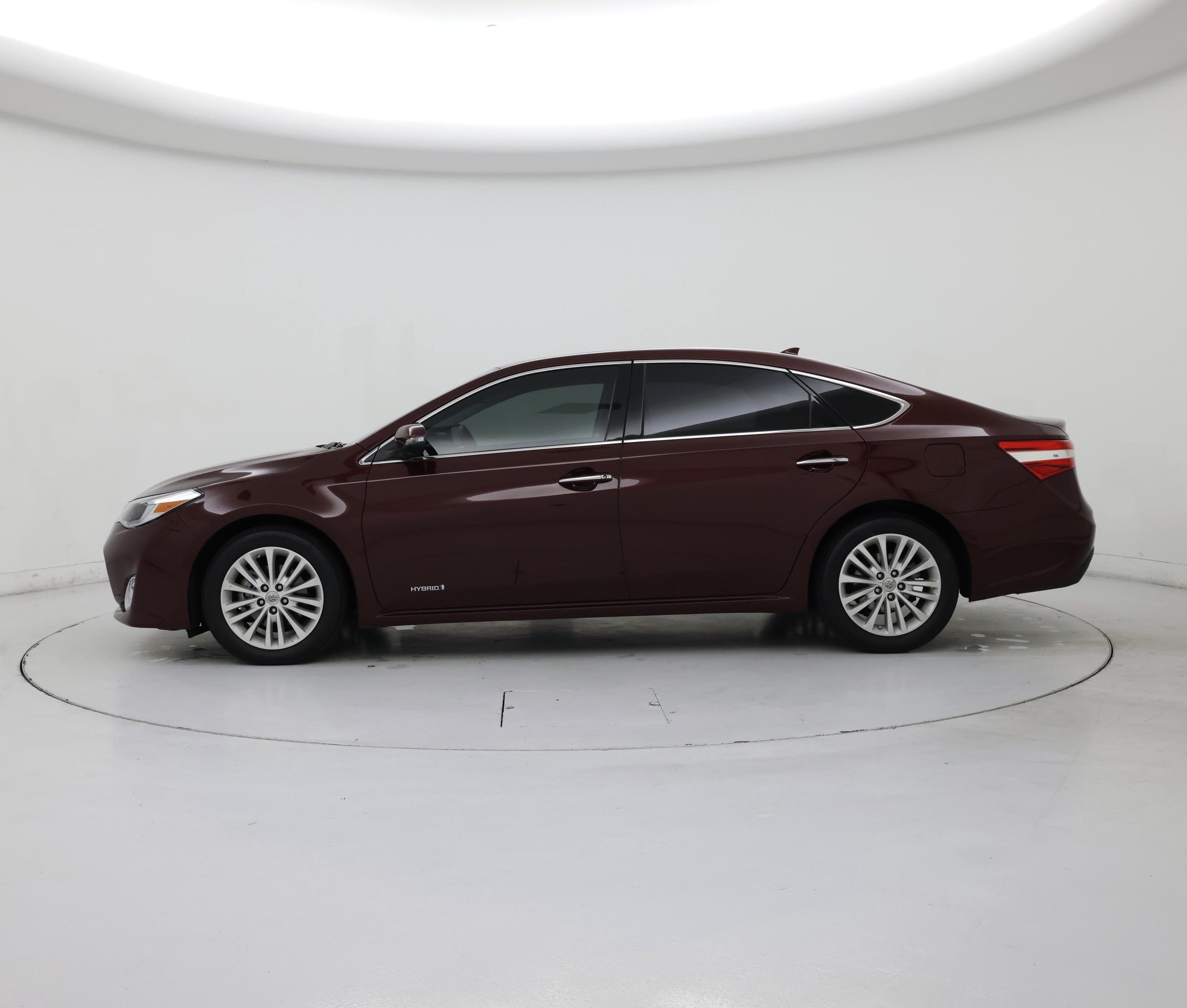 Thumbnail: 2015 Toyota Avalon - 3