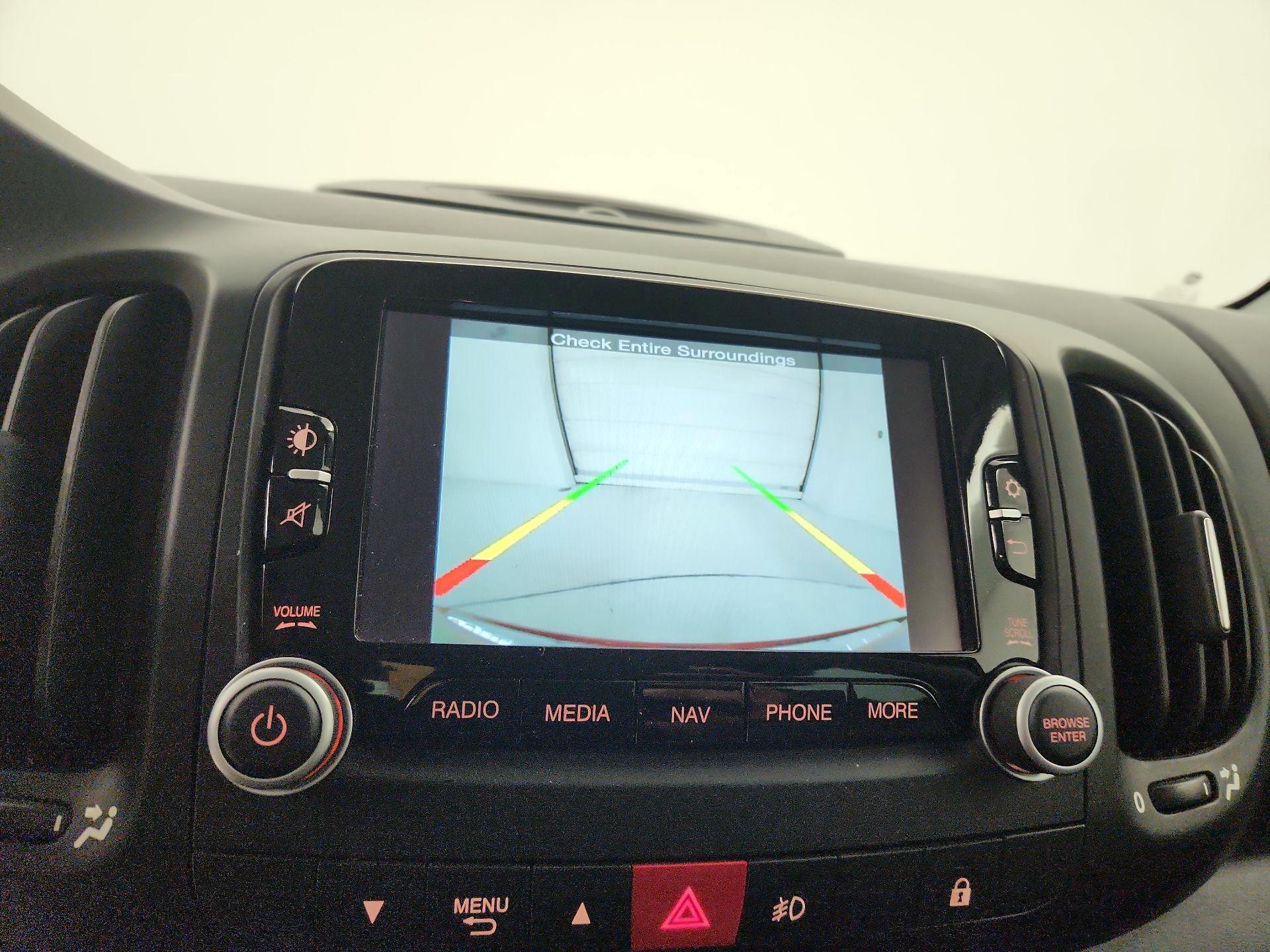Thumbnail: 2014 Fiat 500L - 13