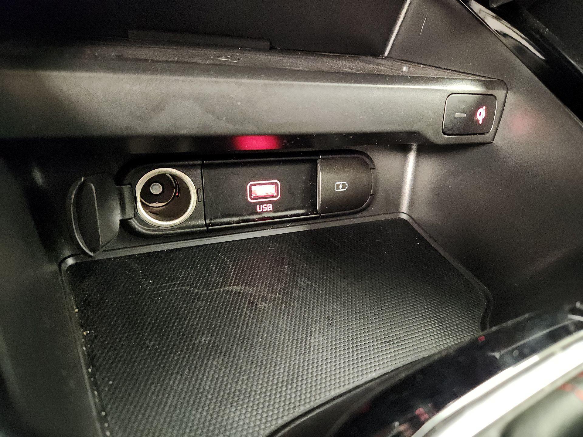 Thumbnail: 2020 Kia Soul - 19
