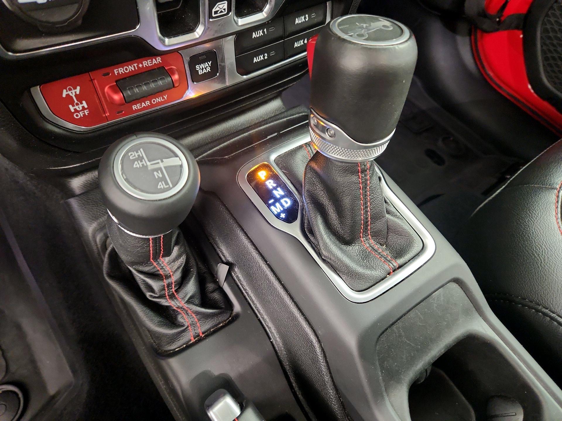 Thumbnail: 2019 Jeep Wrangler - 18