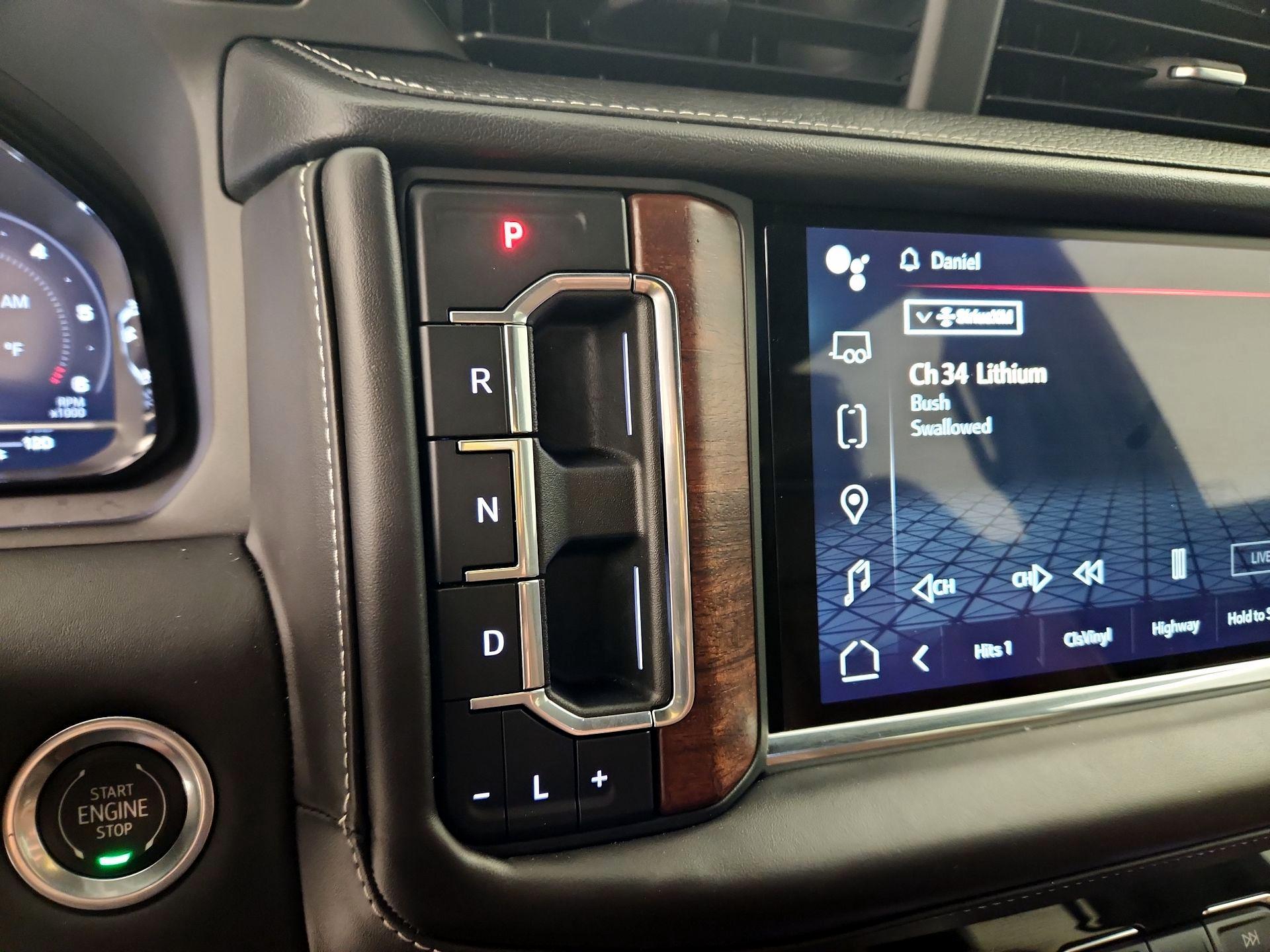 Thumbnail: 2023 GMC Yukon - 17