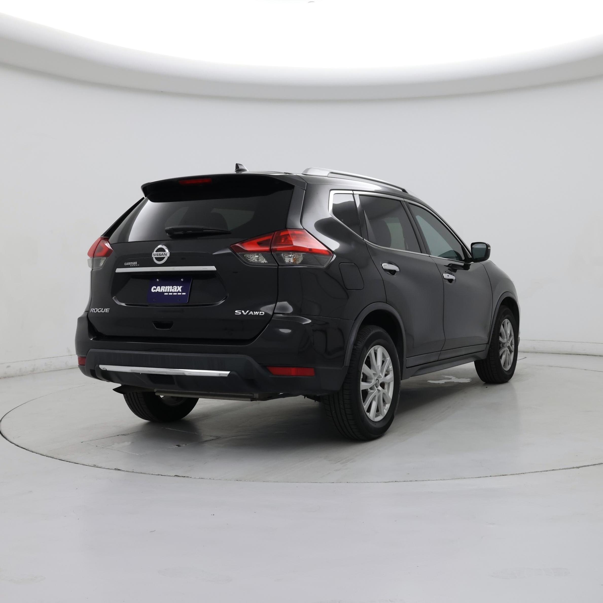 Thumbnail: 2017 Nissan Rogue - 8