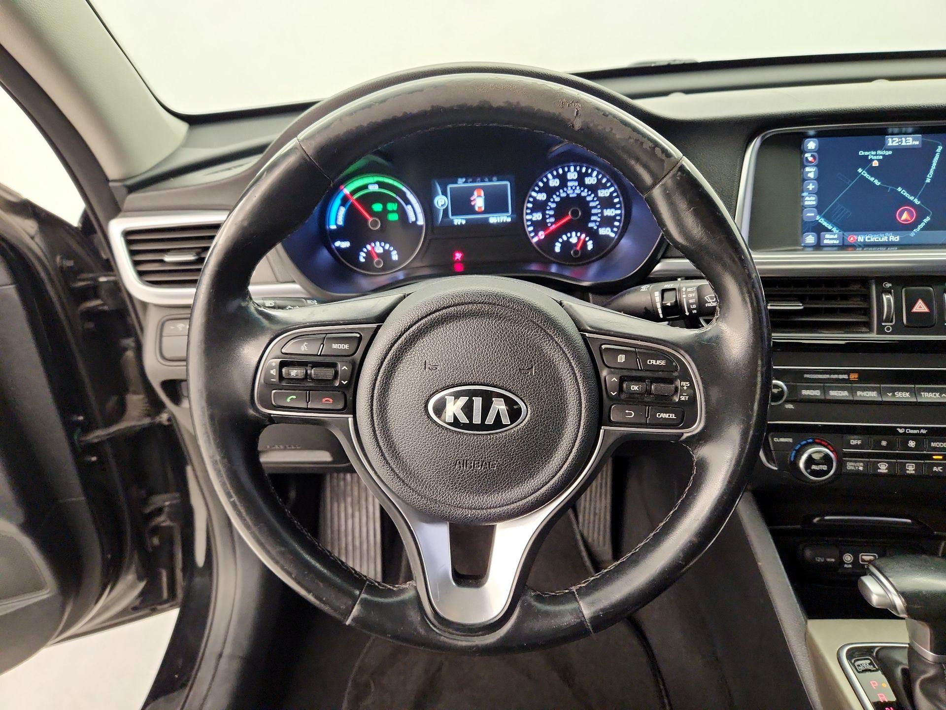 Thumbnail: 2017 Kia Optima - 10