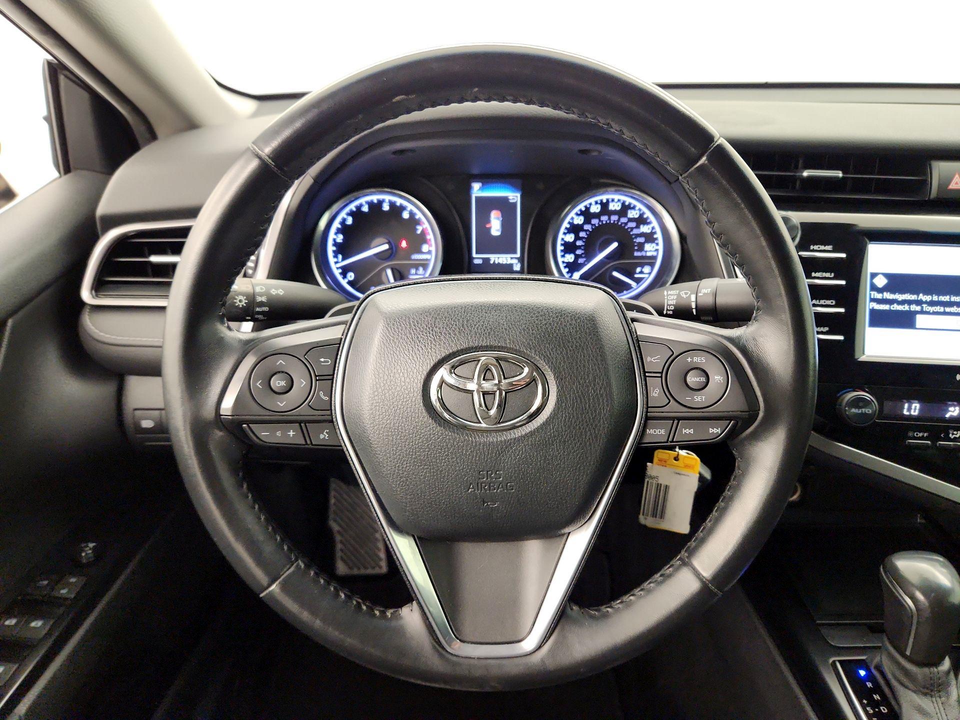 Thumbnail: 2020 Toyota Camry - 10